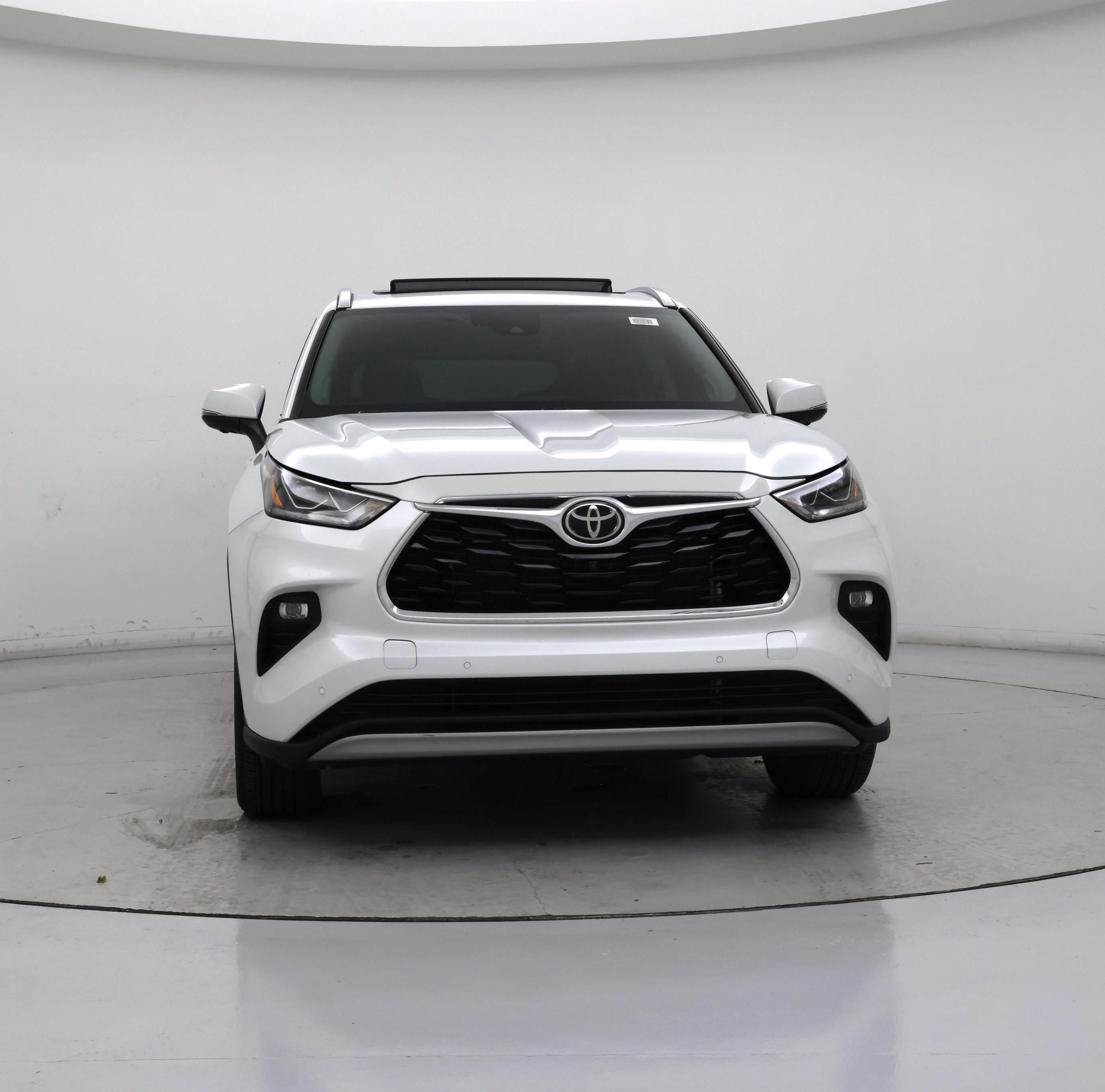 Thumbnail: 2023 Toyota Highlander - 5