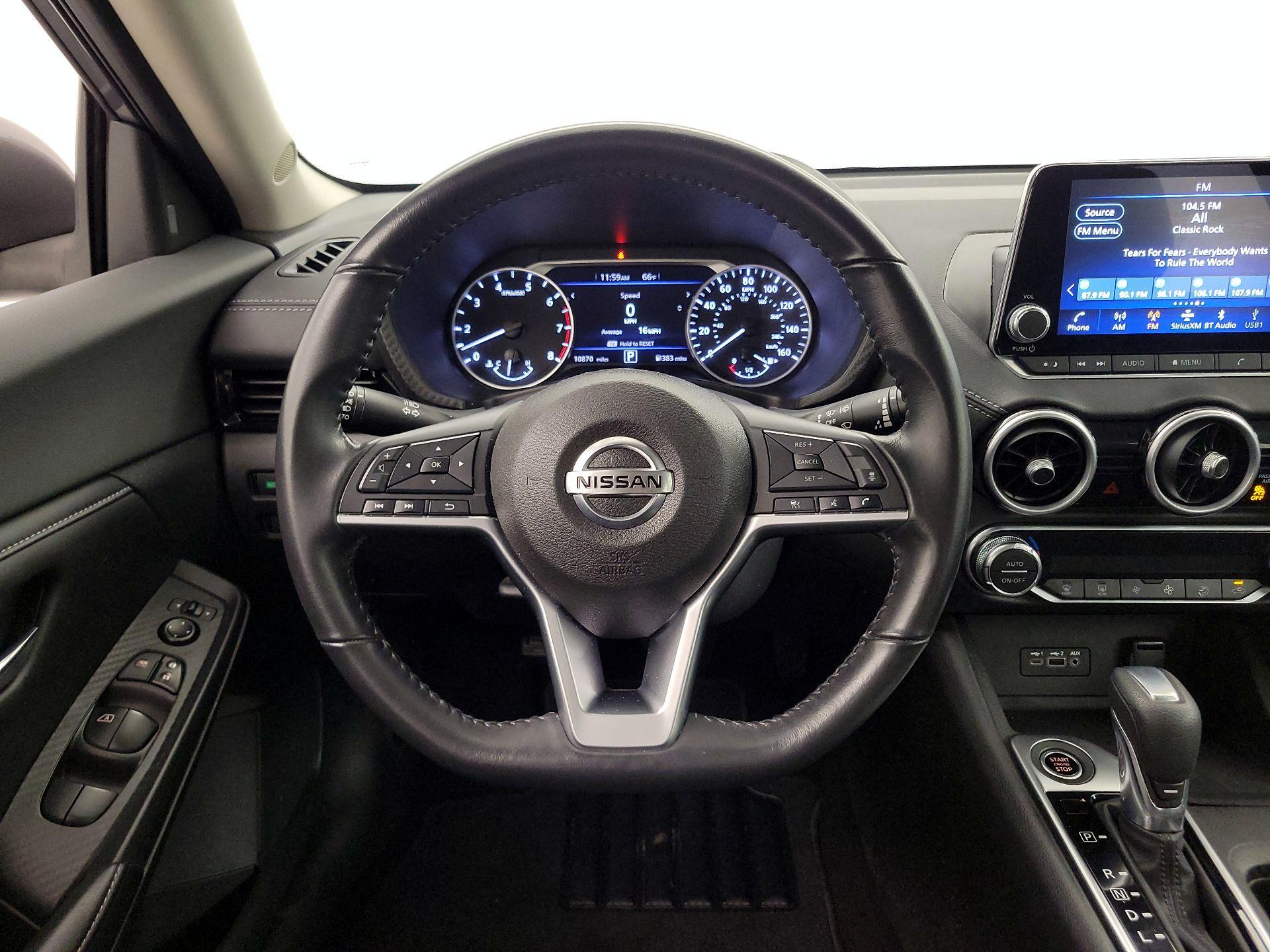 Thumbnail: 2021 Nissan Sentra - 10