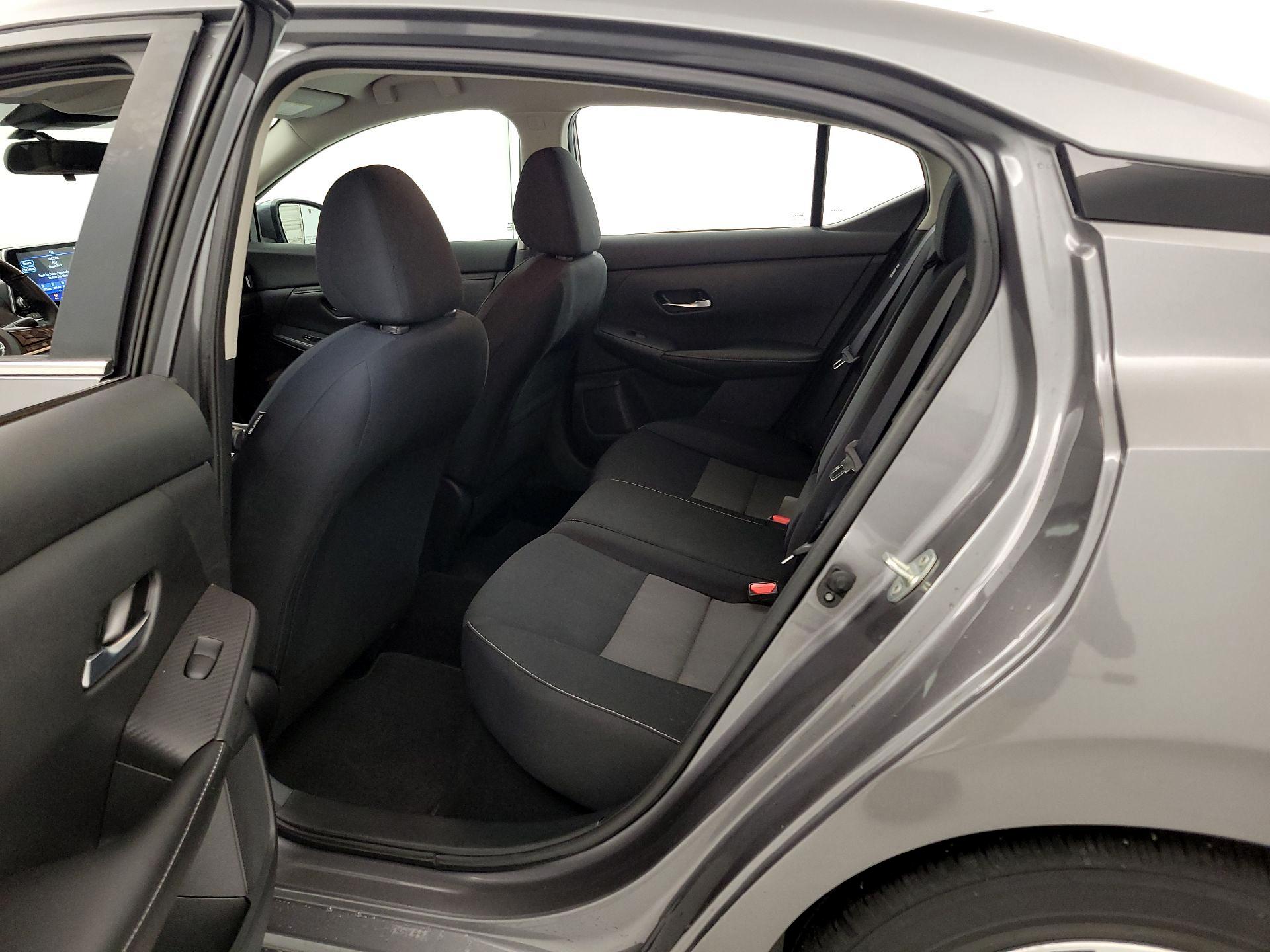 Thumbnail: 2021 Nissan Sentra - 19