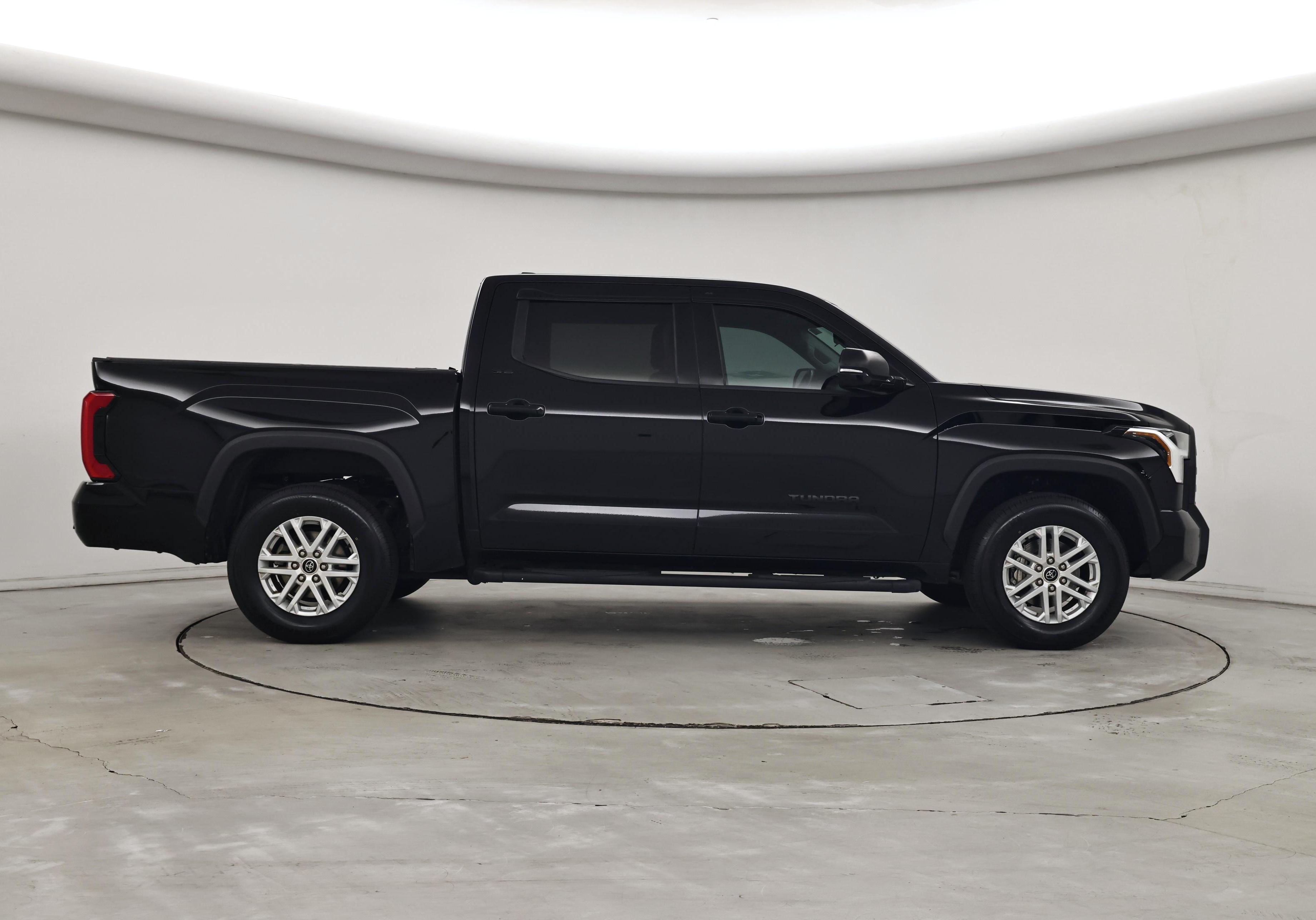 Thumbnail: 2024 Toyota Tundra - 7