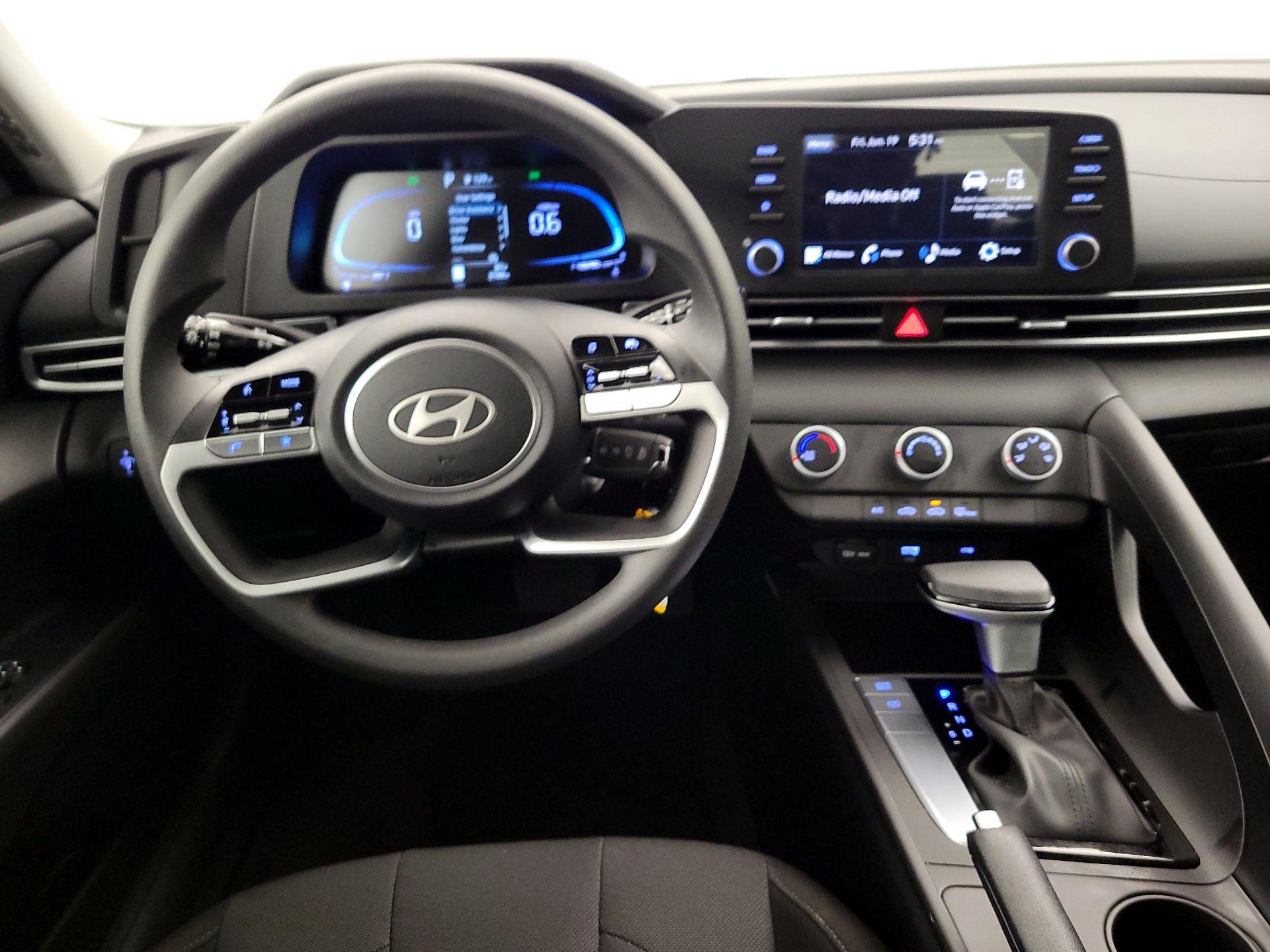 Thumbnail: 2026 Hyundai Elantra - 10