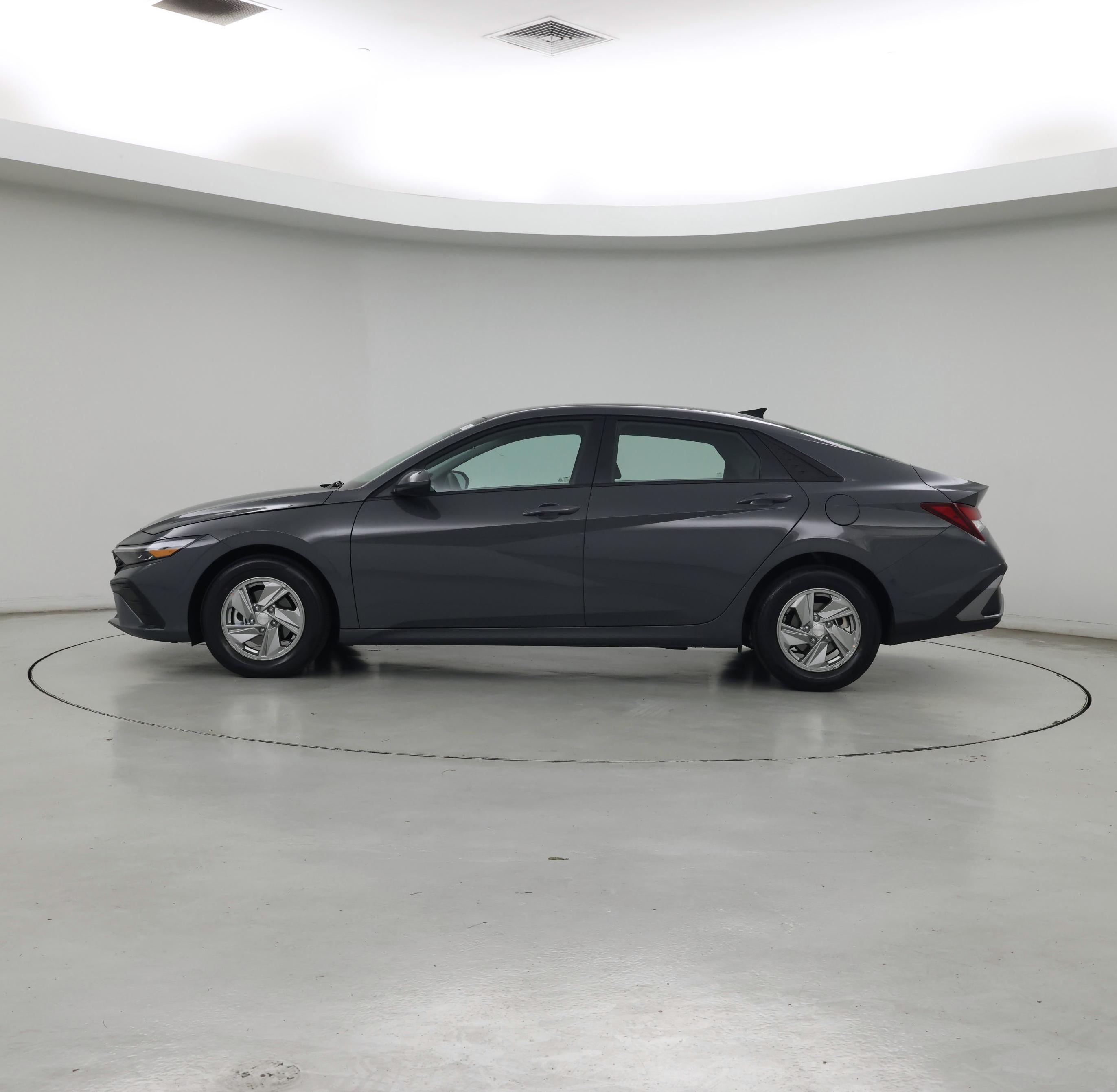 Thumbnail: 2026 Hyundai Elantra - 3