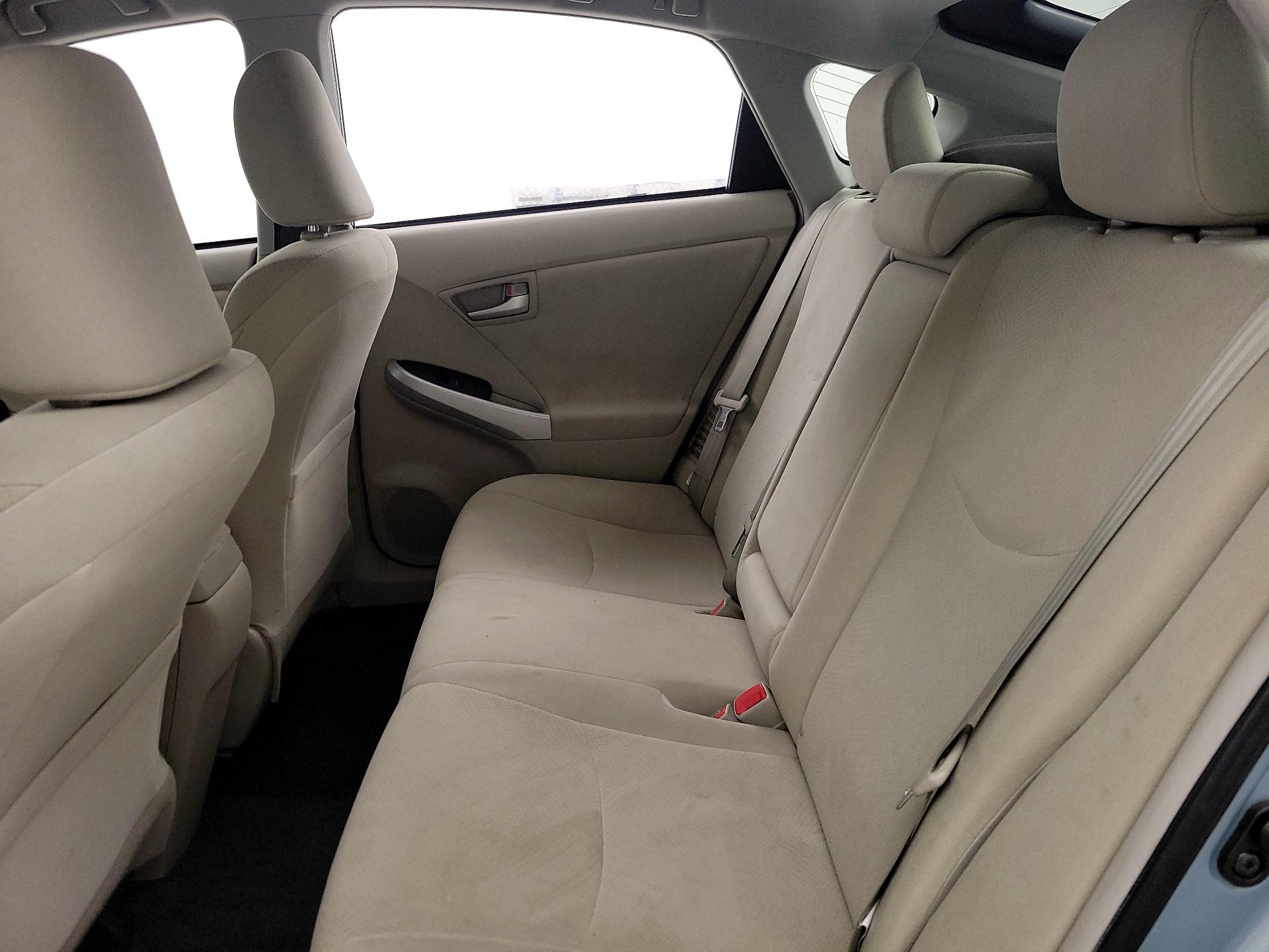 Thumbnail: 2014 Toyota Prius - 18
