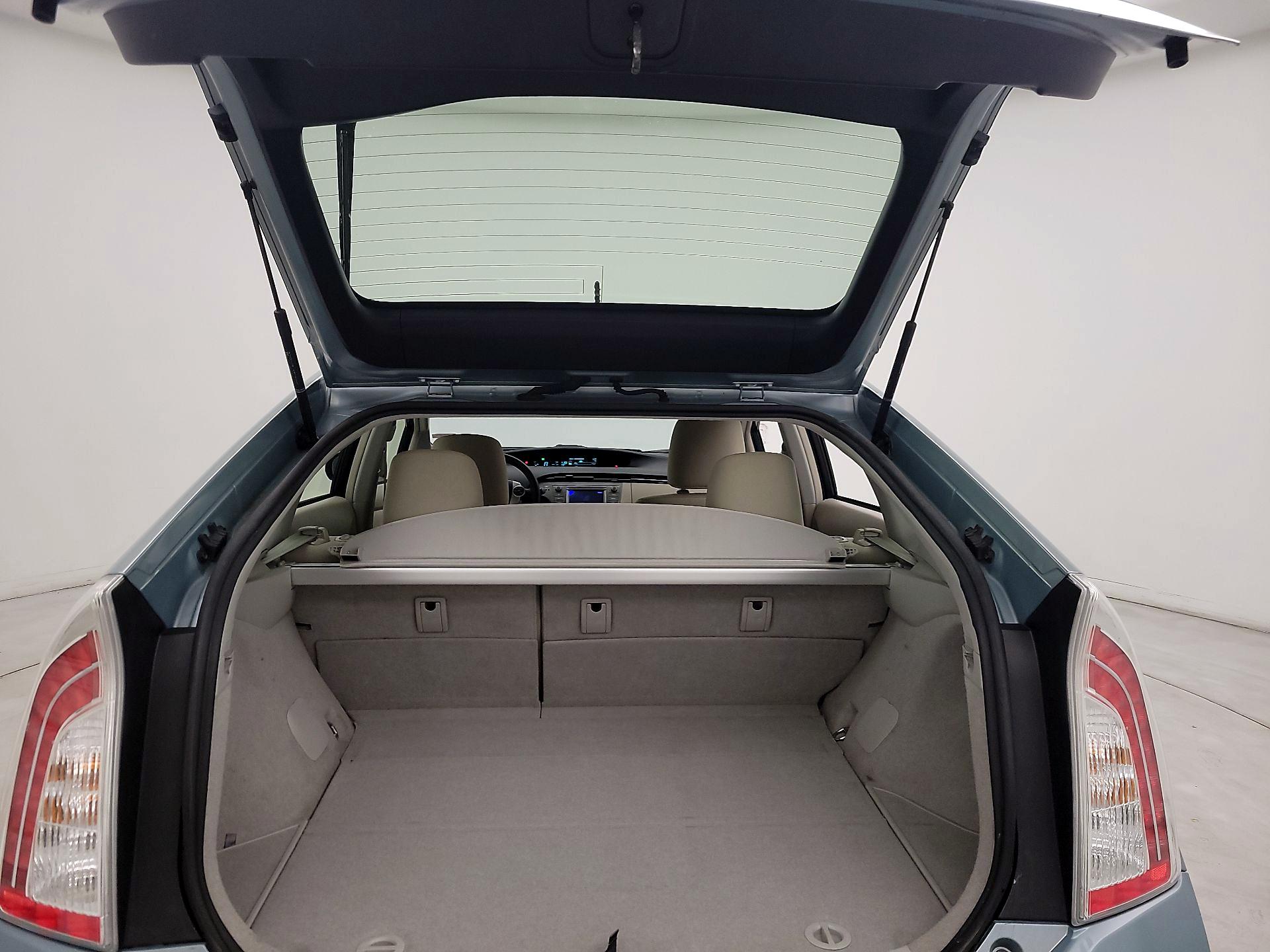 Thumbnail: 2014 Toyota Prius - 19