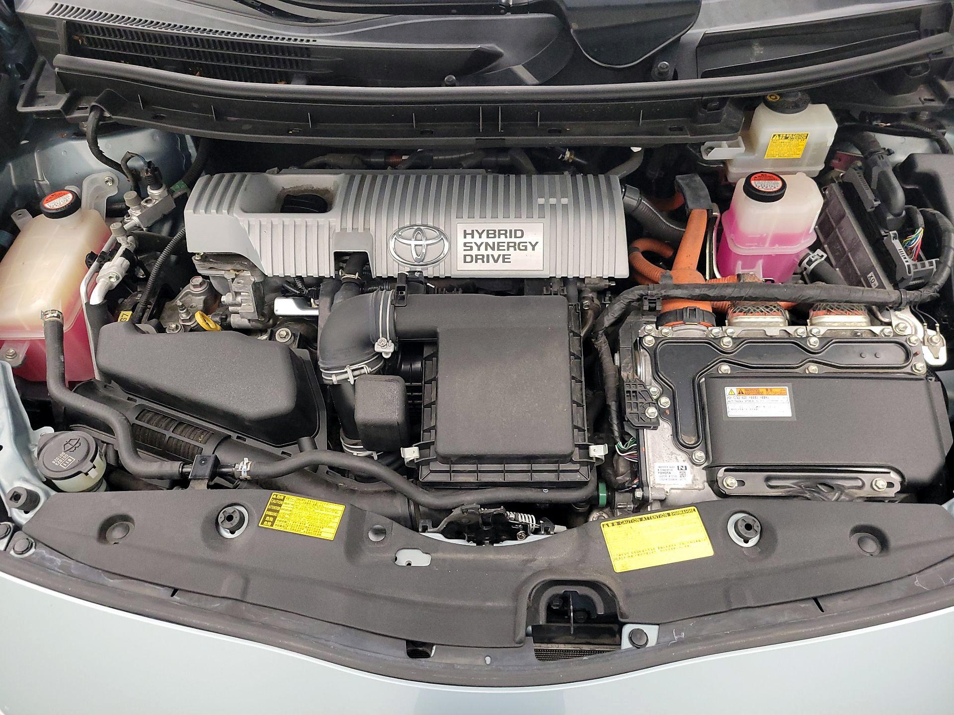 Thumbnail: 2014 Toyota Prius - 20