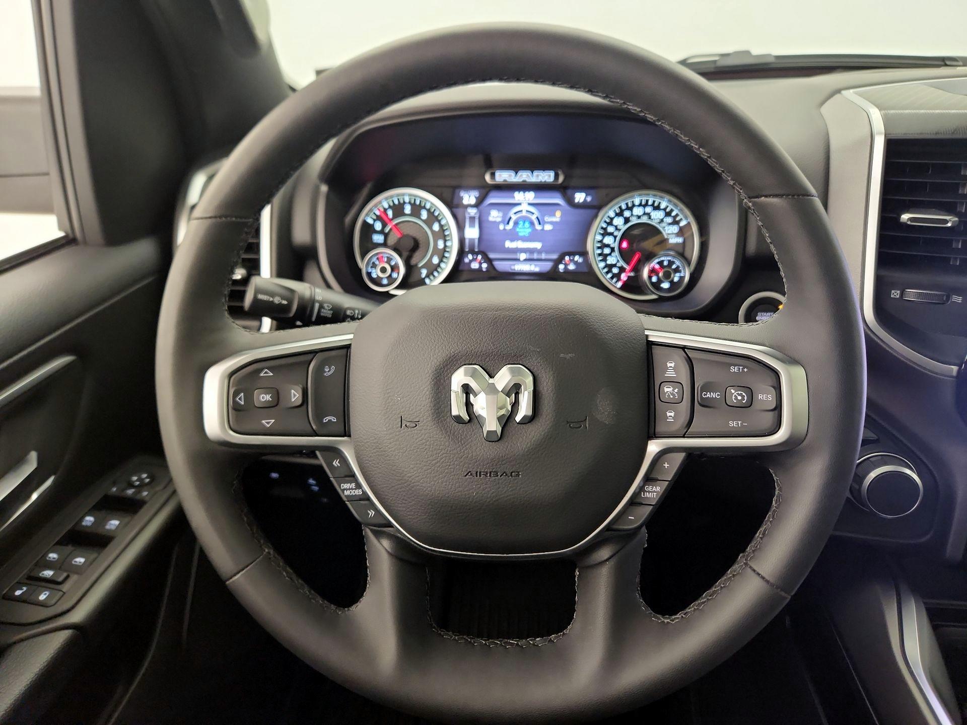 Thumbnail: 2025 RAM 1500 - 10