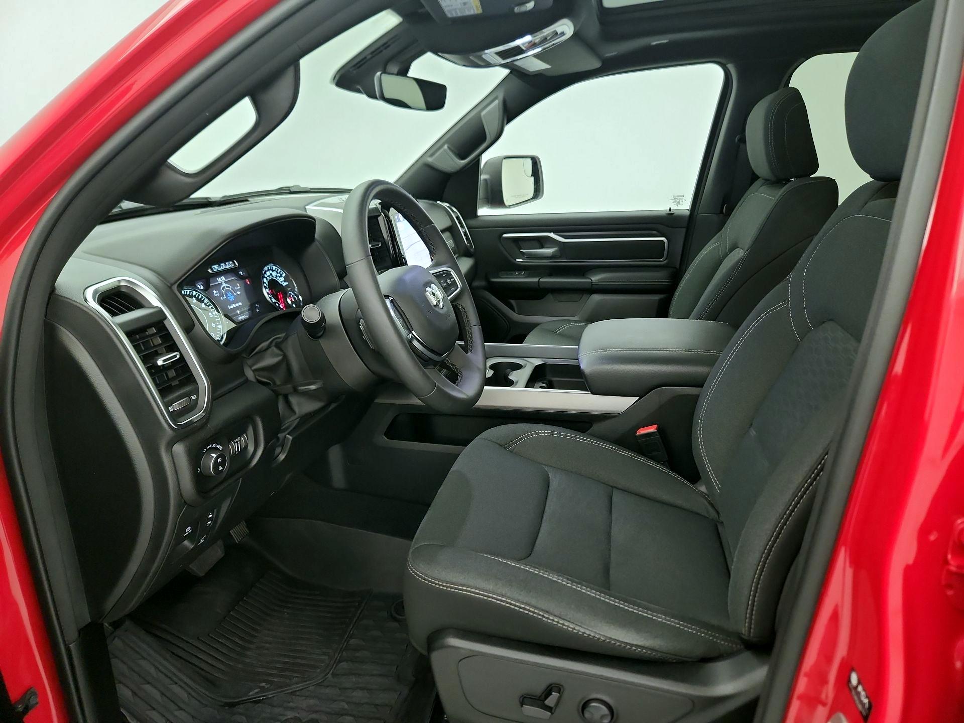Thumbnail: 2025 RAM 1500 - 11