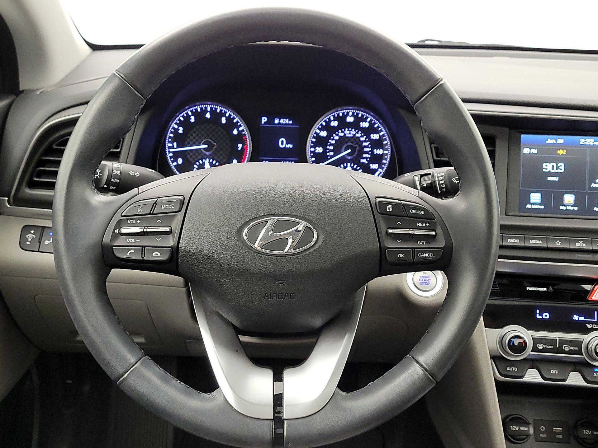 Thumbnail: 2020 Hyundai Elantra - 10