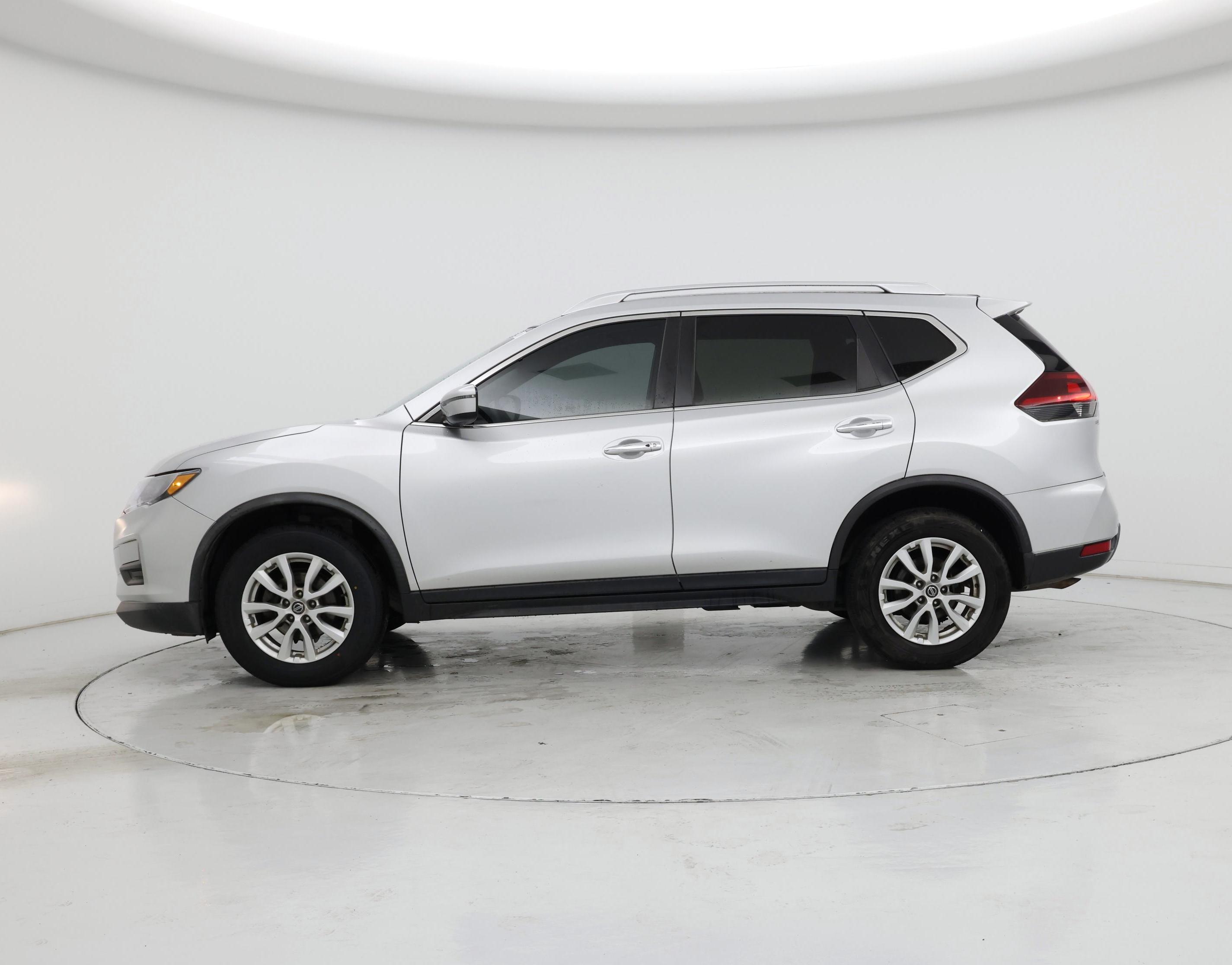 Thumbnail: 2019 Nissan Rogue - 3