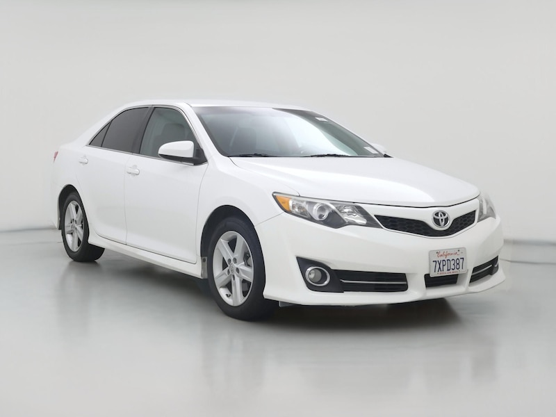 2014 Toyota Camry SE -
                  Victorville, CA