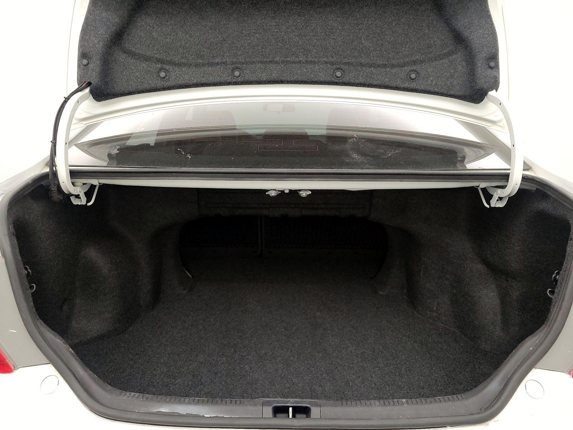 Thumbnail: 2014 Toyota Camry - 20