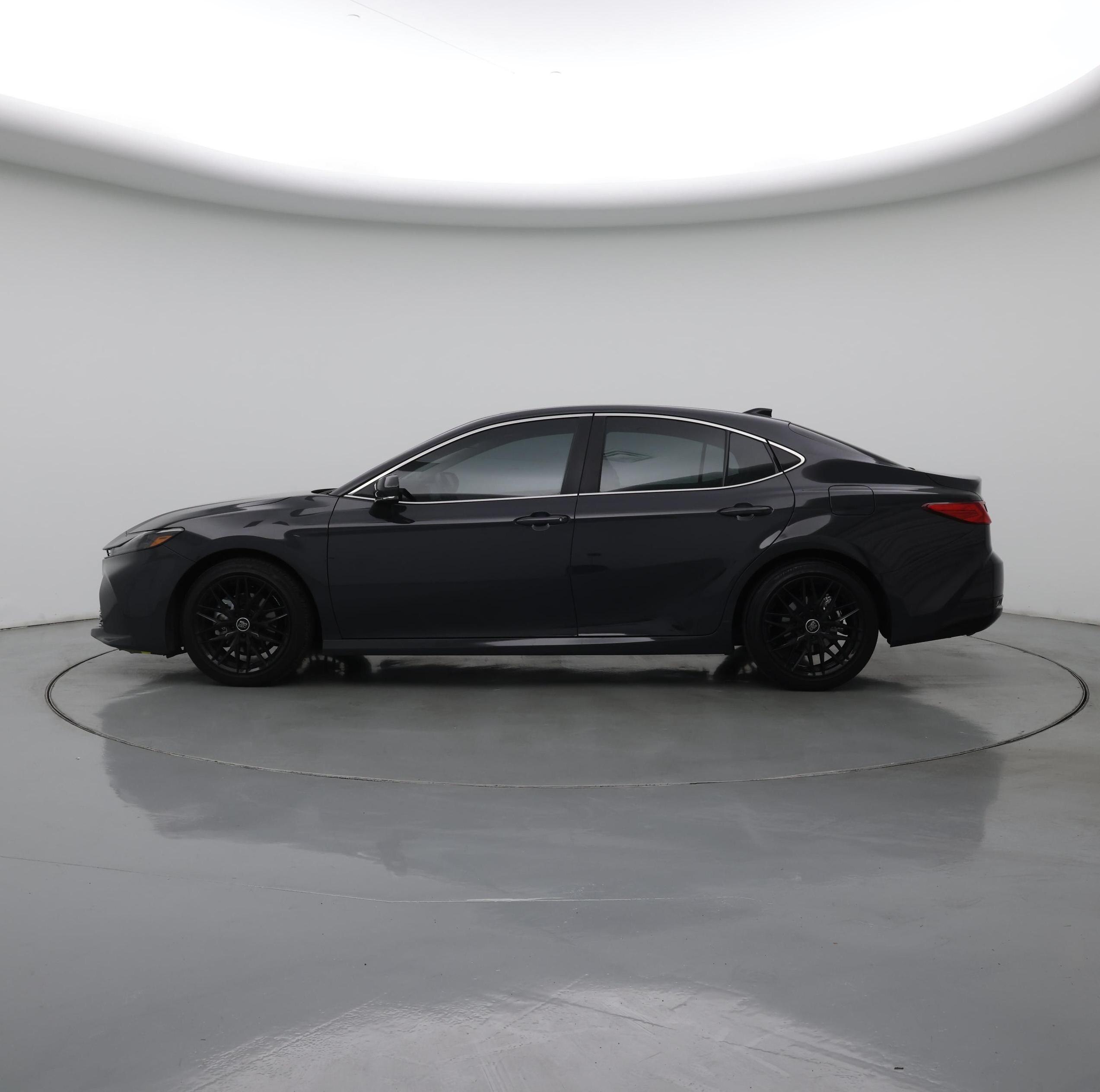 Thumbnail: 2025 Toyota Camry - 3