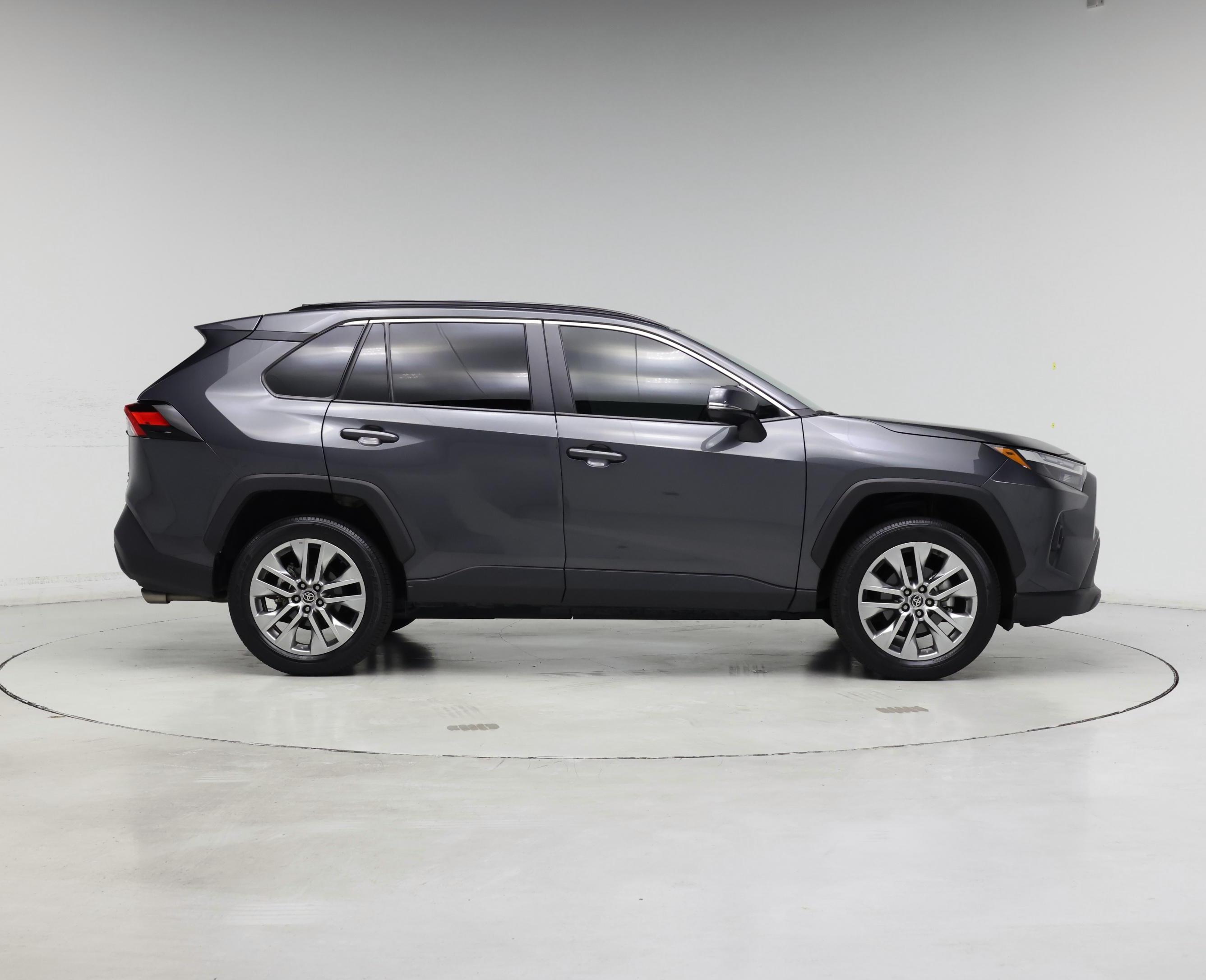 Thumbnail: 2025 Toyota RAV4 - 7