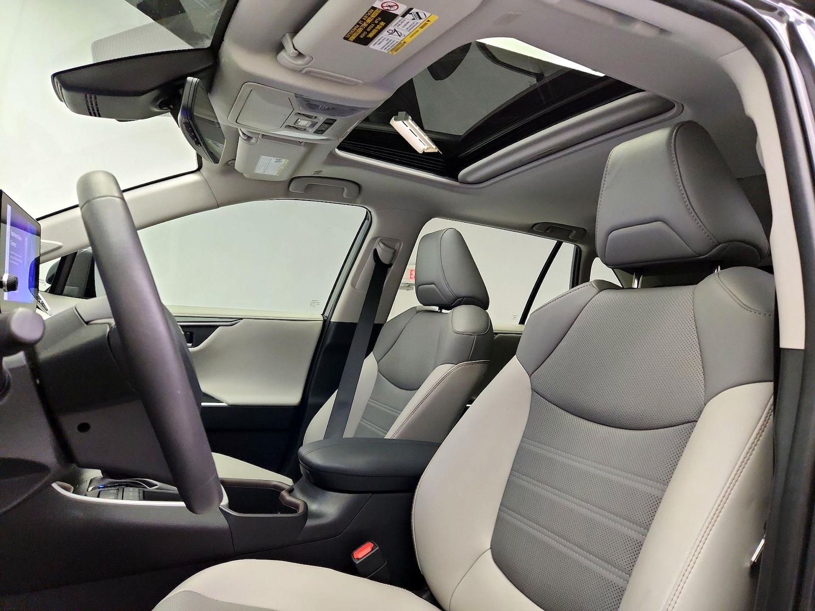 2023 Toyota RAV4 Limited - Photo 21
