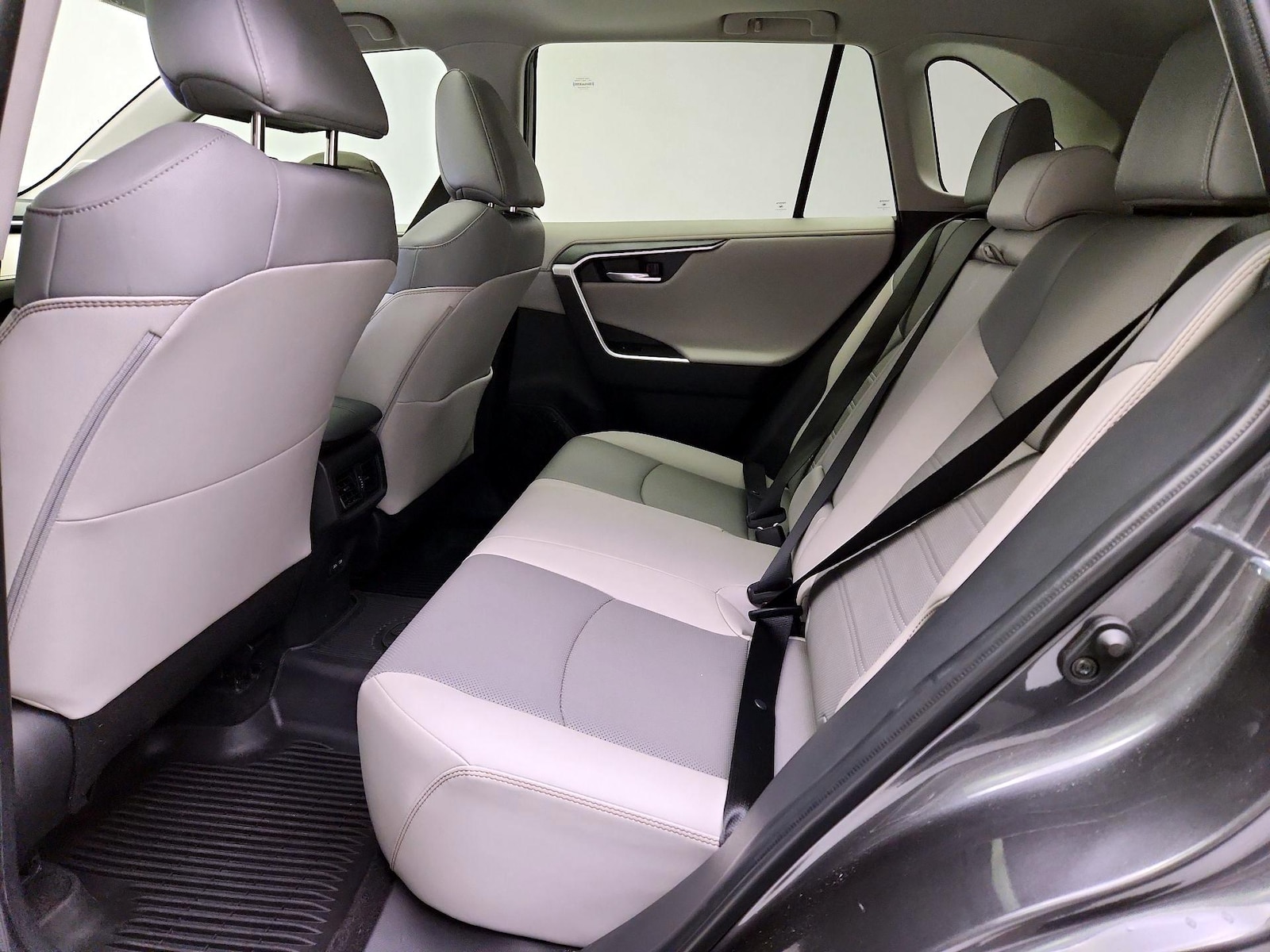 2023 Toyota RAV4 Limited - Photo 22