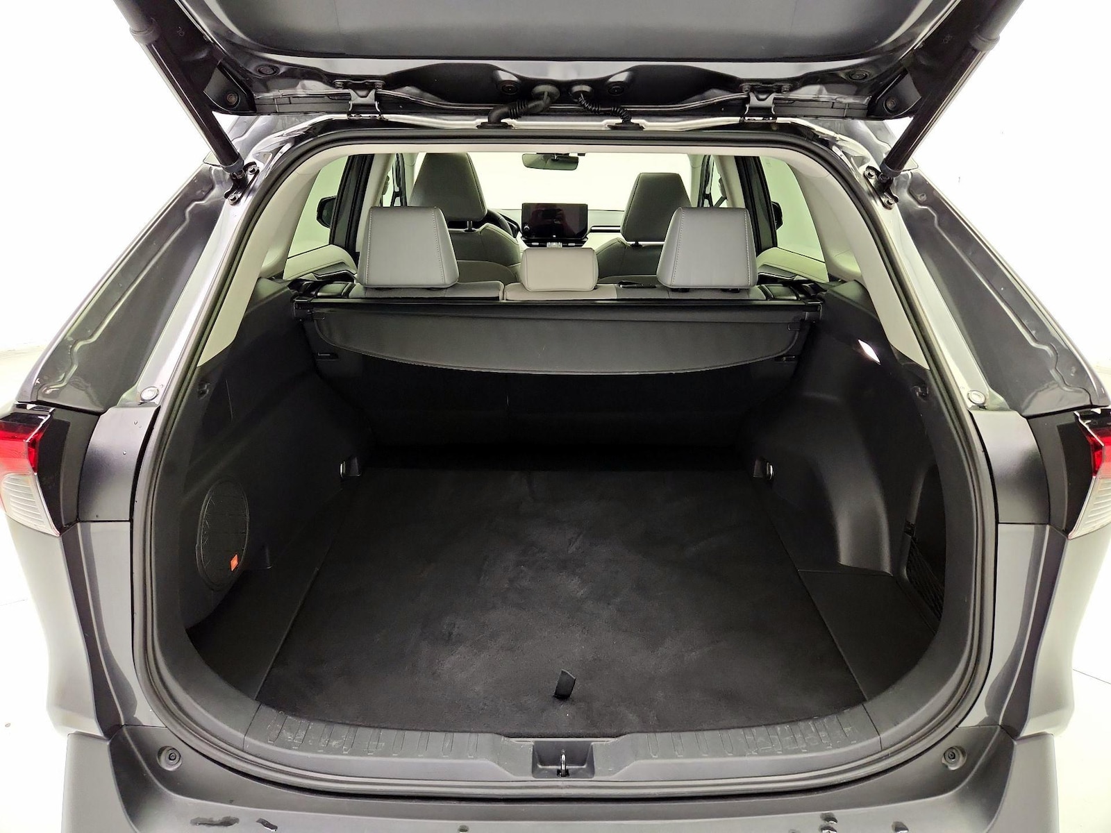 2023 Toyota RAV4 Limited - Photo 23
