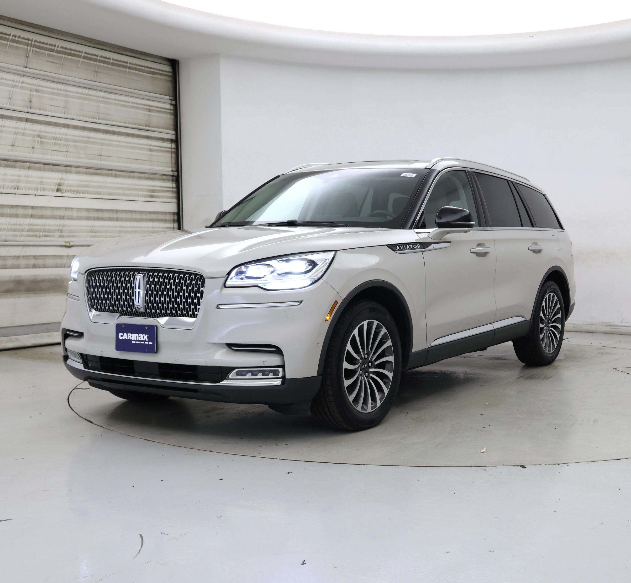 Thumbnail: 2021 Lincoln Aviator - 4
