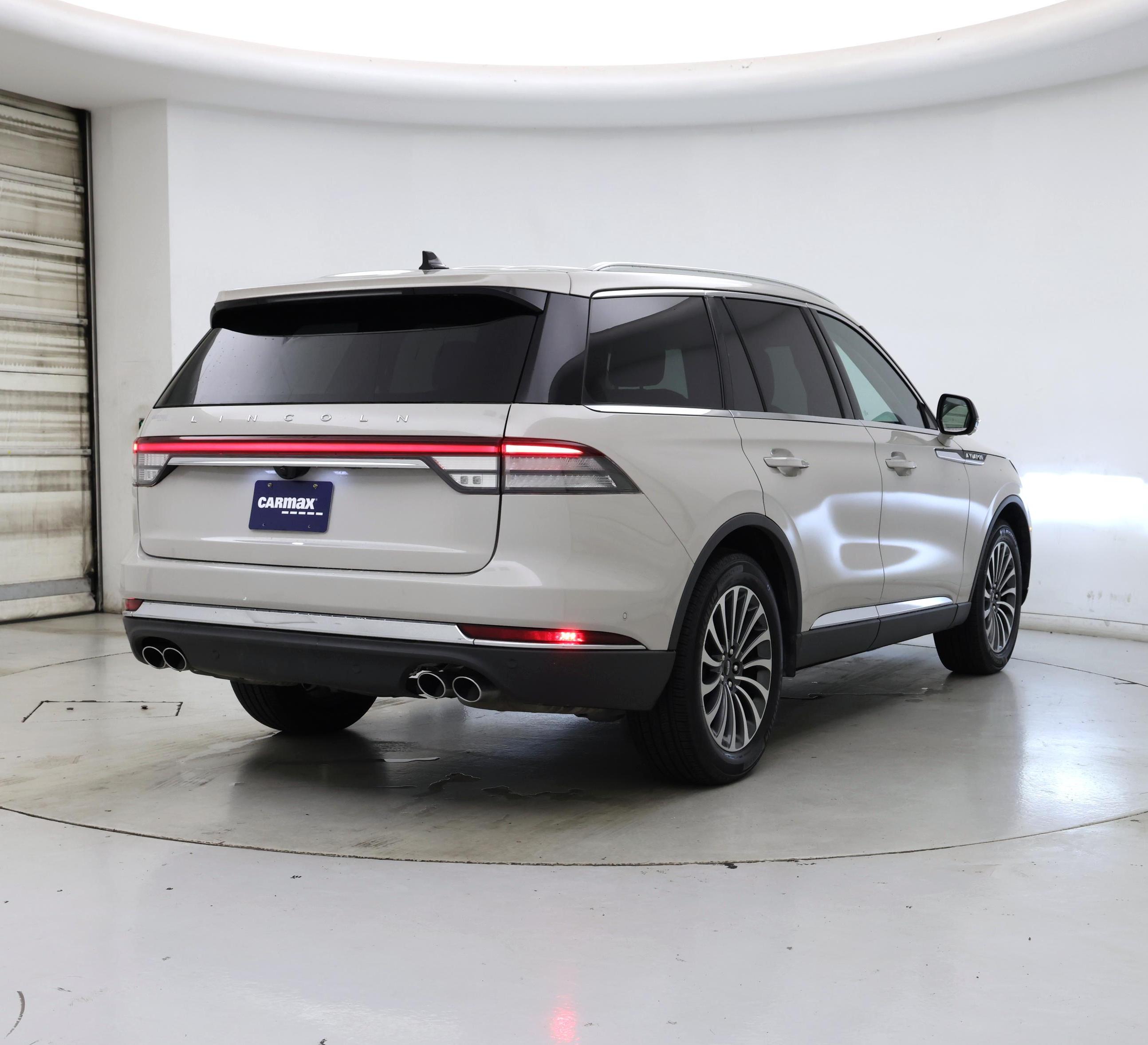 Thumbnail: 2021 Lincoln Aviator - 8