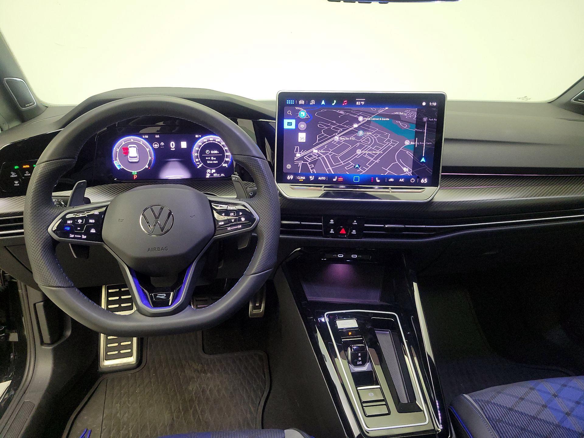 Thumbnail: 2025 Volkswagen Golf - 9
