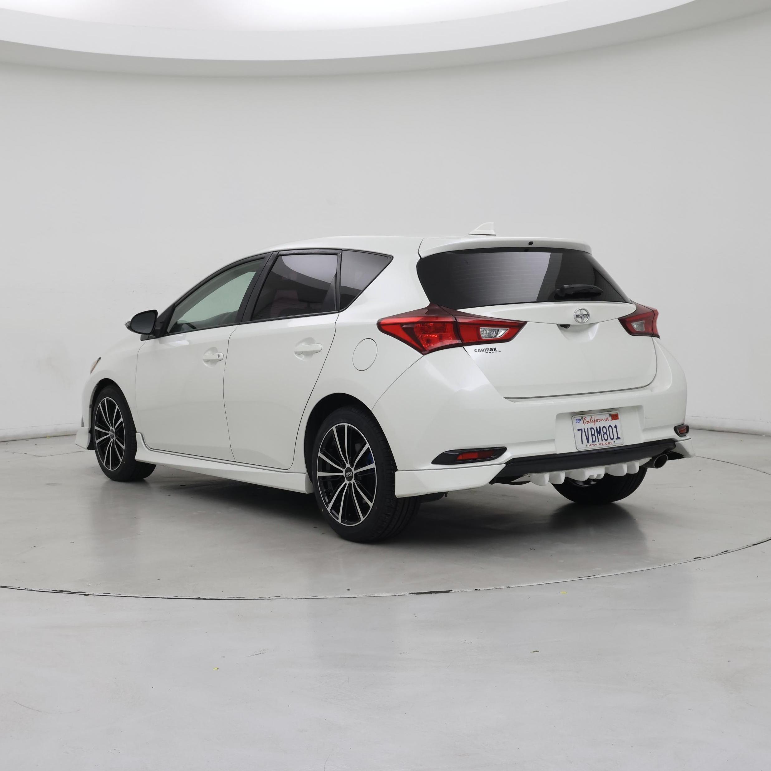 Thumbnail: 2016 Scion iM - 2