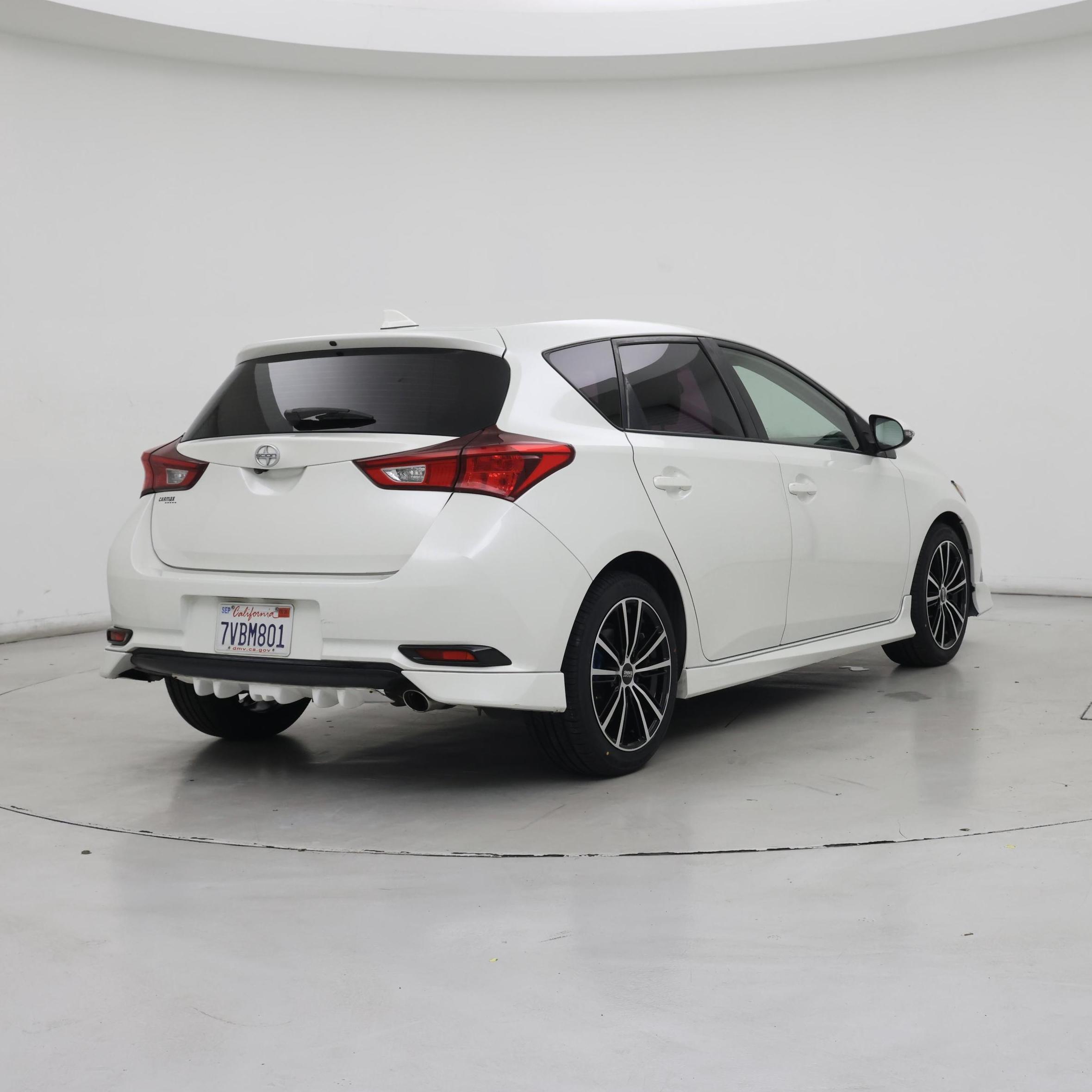 Thumbnail: 2016 Scion iM - 8