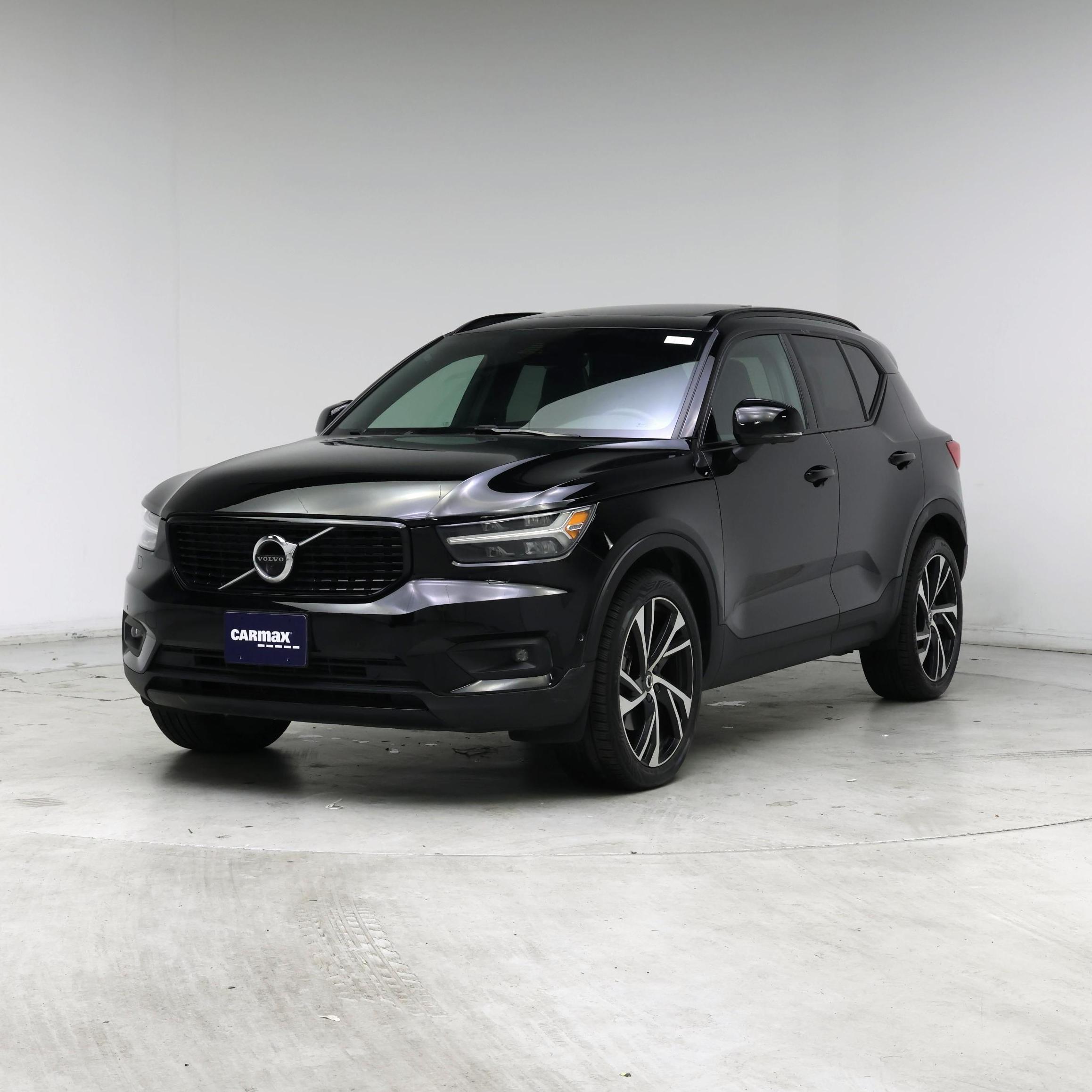Thumbnail: 2021 Volvo XC40 - 4
