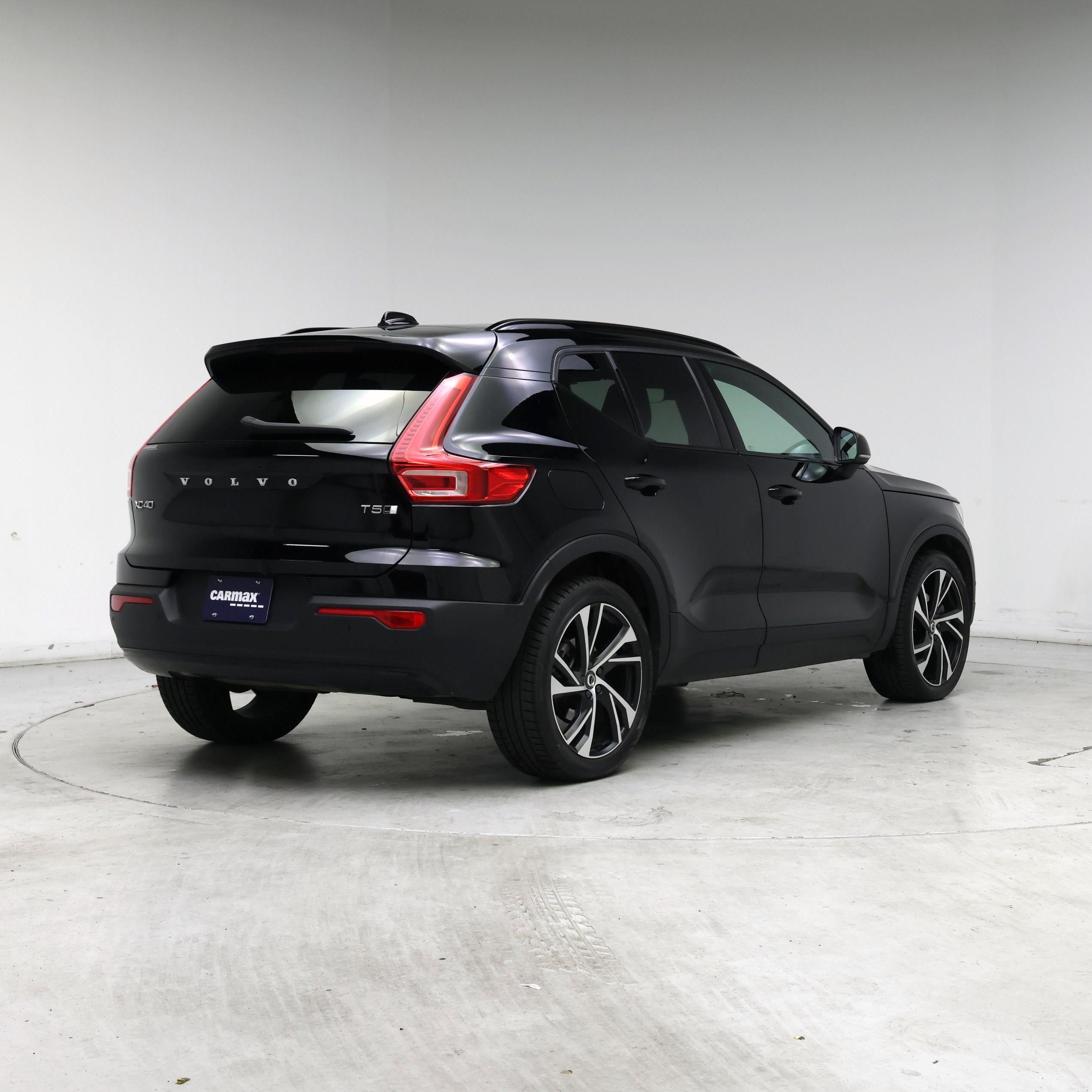 Thumbnail: 2021 Volvo XC40 - 8