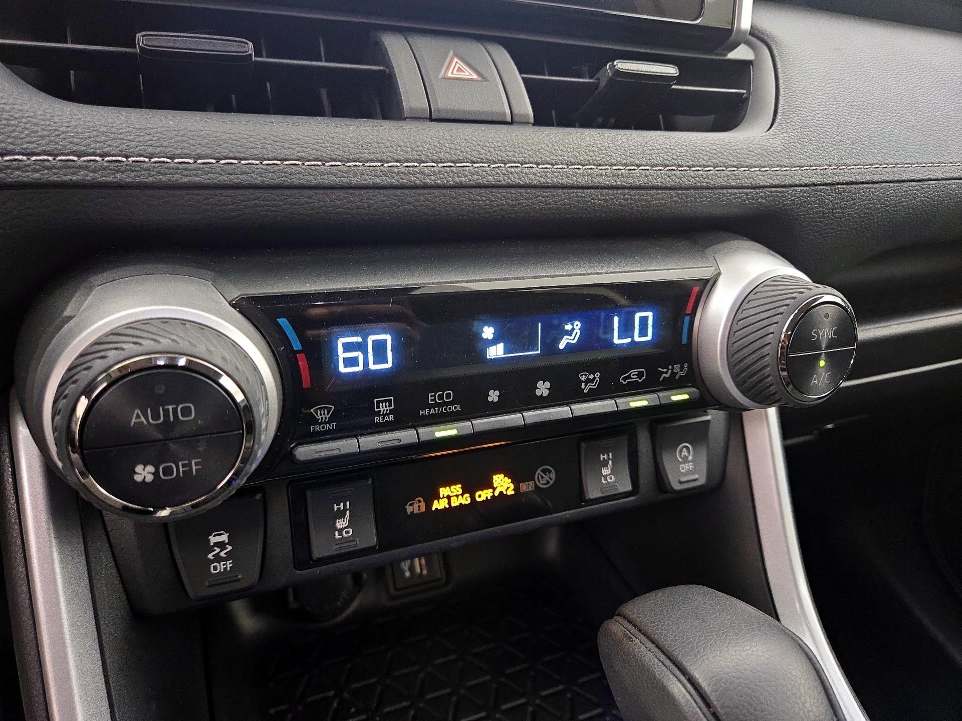 Thumbnail: 2024 Toyota RAV4 - 16