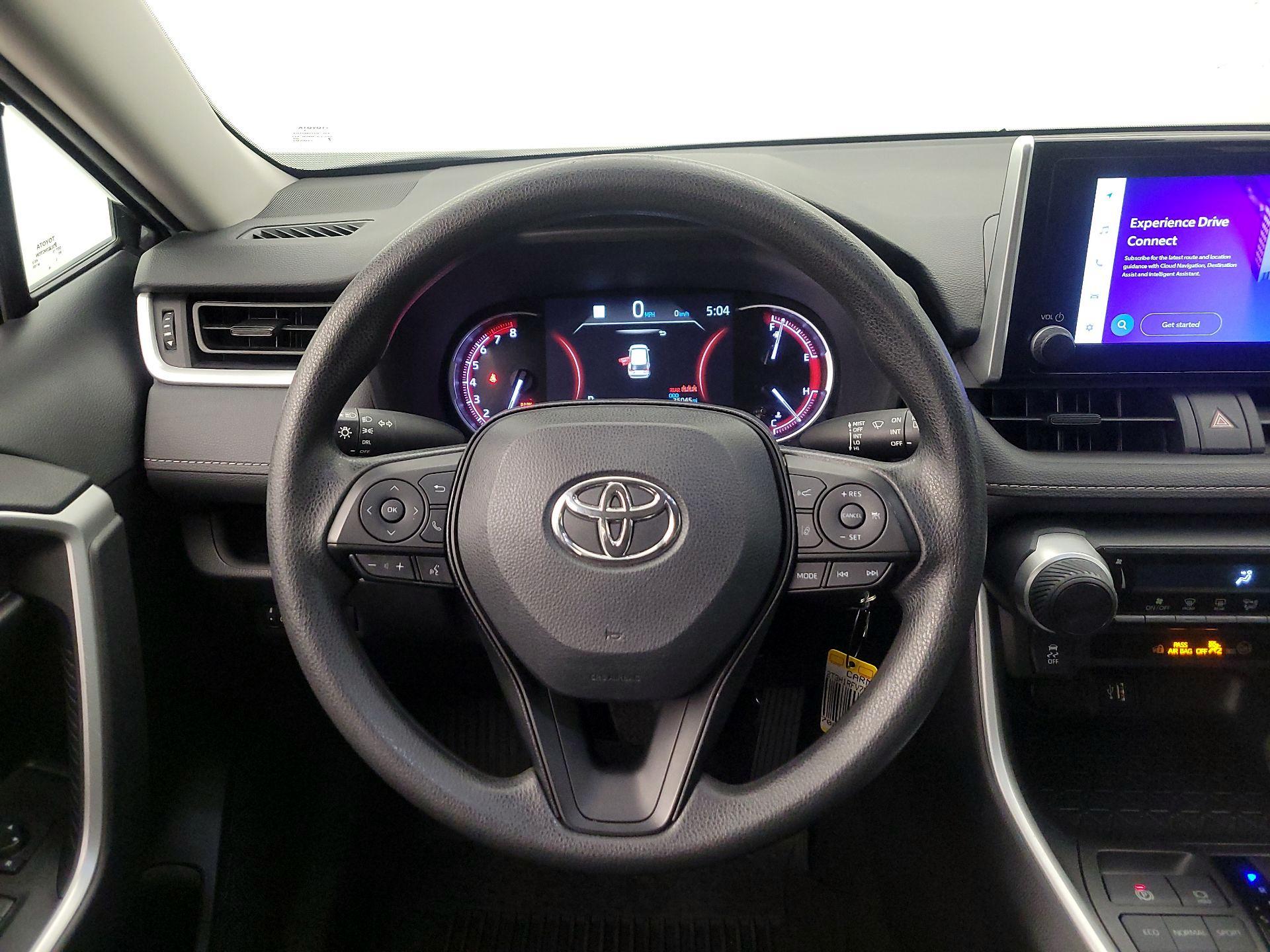 Thumbnail: 2024 Toyota RAV4 - 10
