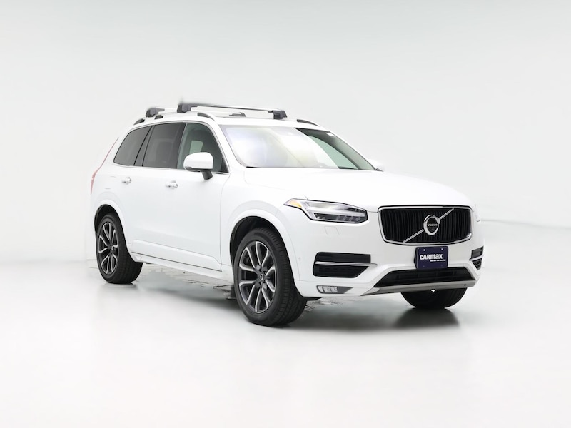 2017 Volvo XC90 T6 Momentum