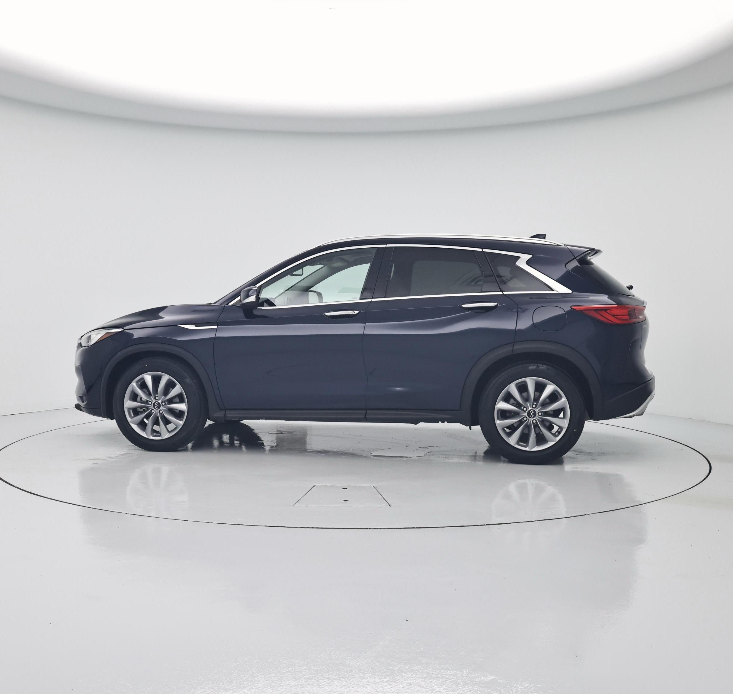 Thumbnail: 2021 INFINITI QX50 - 3