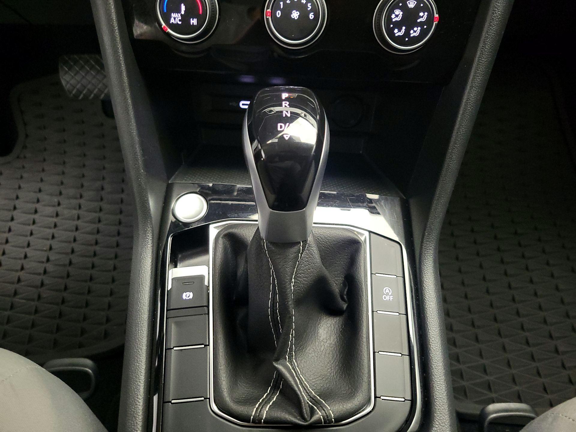 Thumbnail: 2023 Volkswagen Taos - 16
