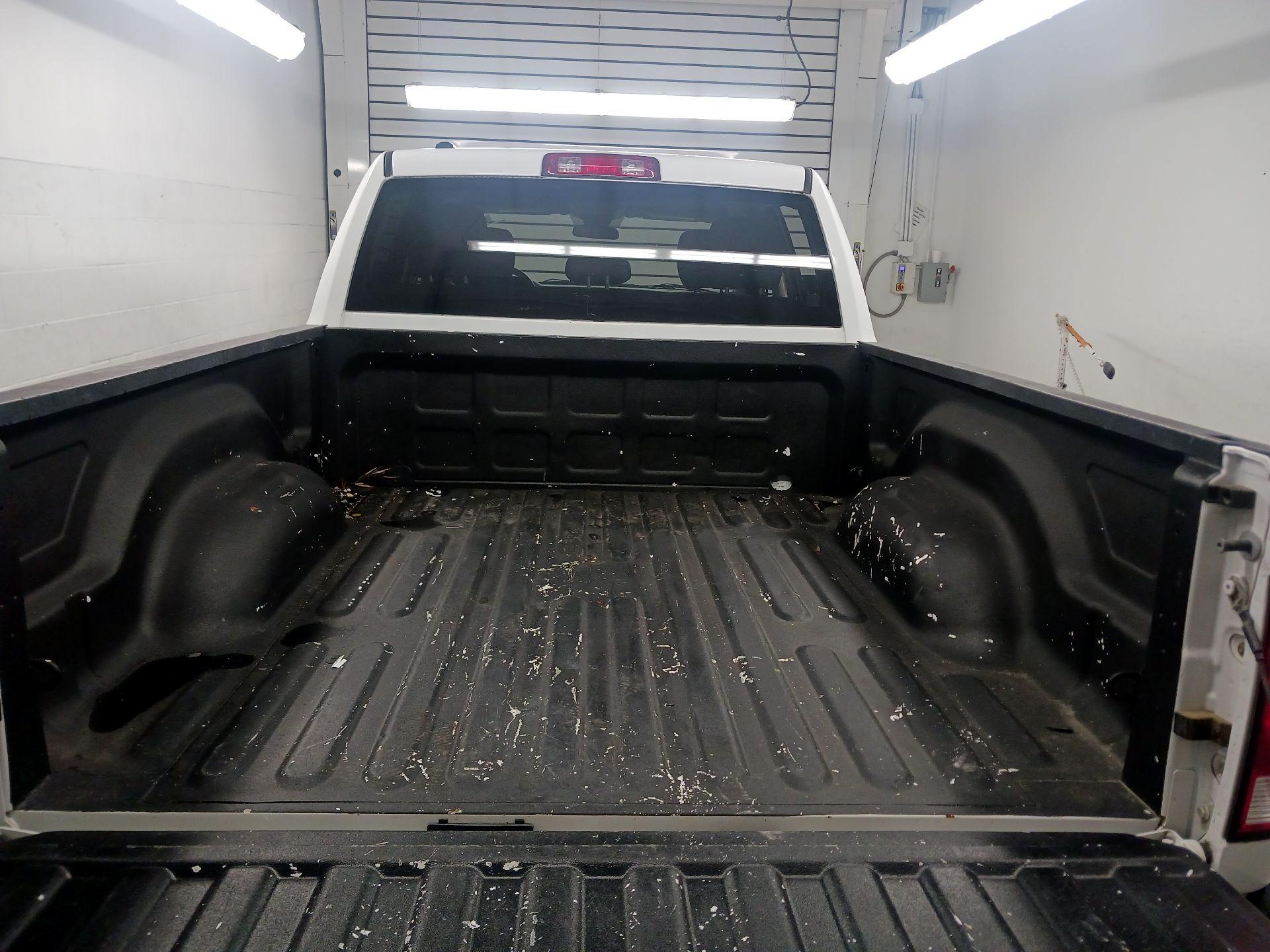 Thumbnail: 2021 RAM 1500 Classic - 19