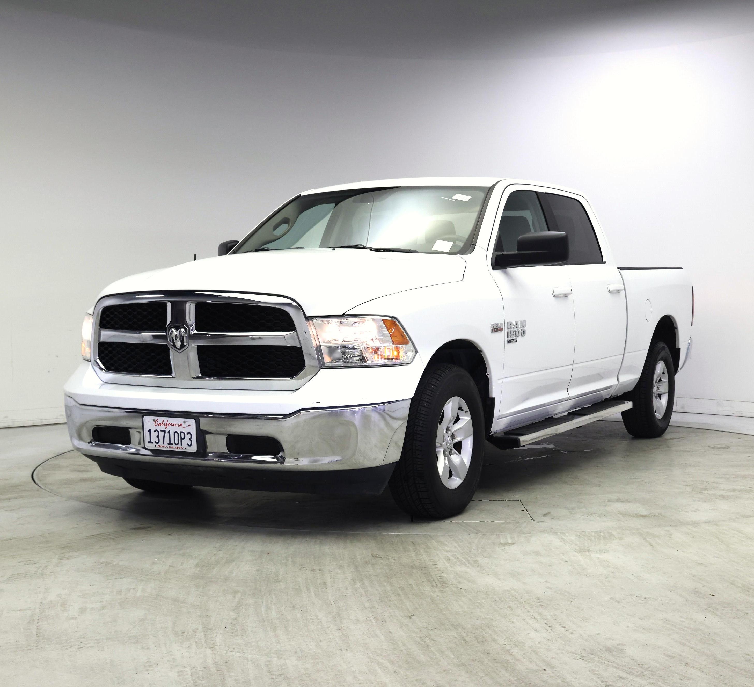Thumbnail: 2021 RAM 1500 Classic - 4
