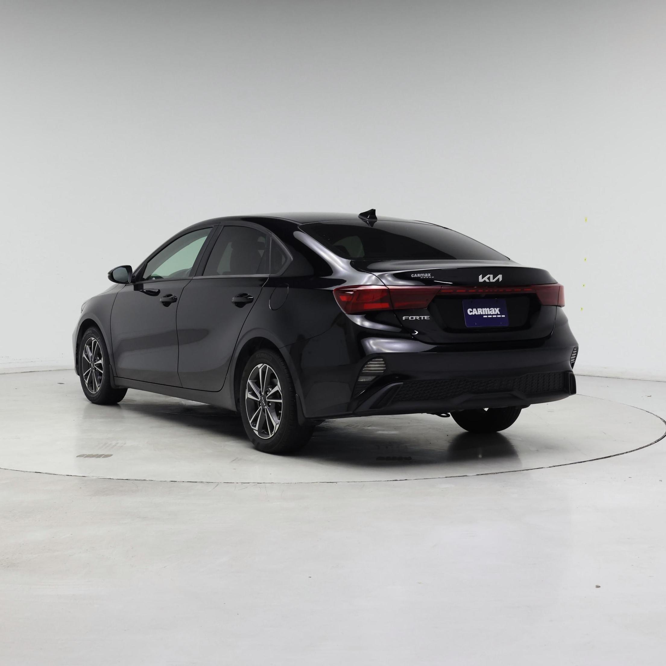 Thumbnail: 2023 Kia Forte - 2