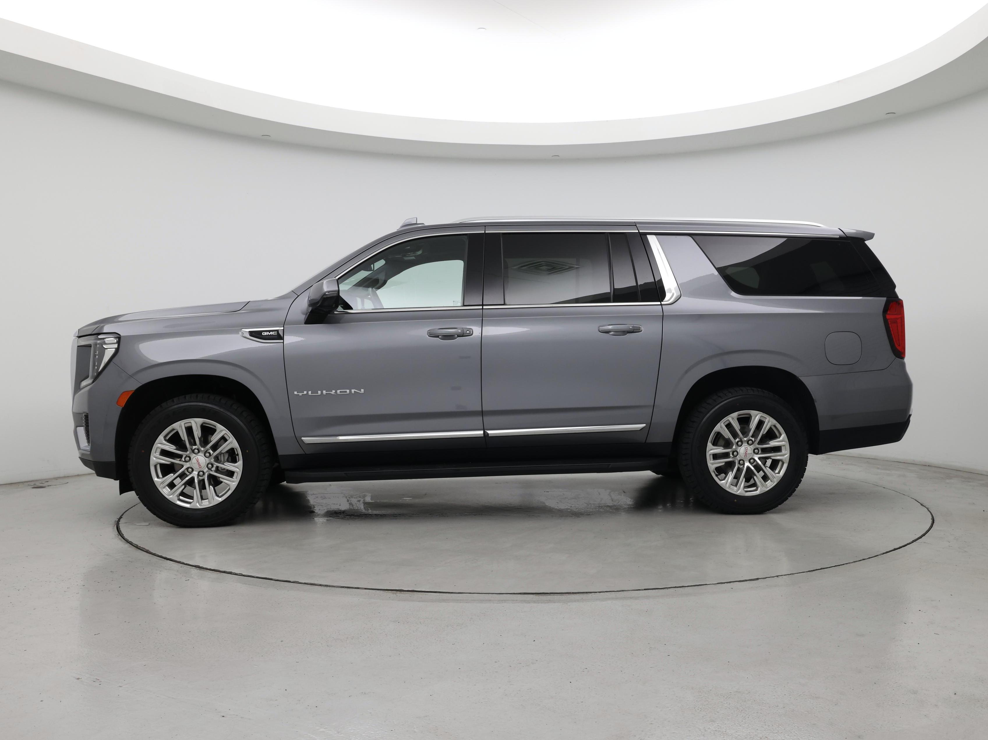 Thumbnail: 2022 GMC Yukon XL - 3