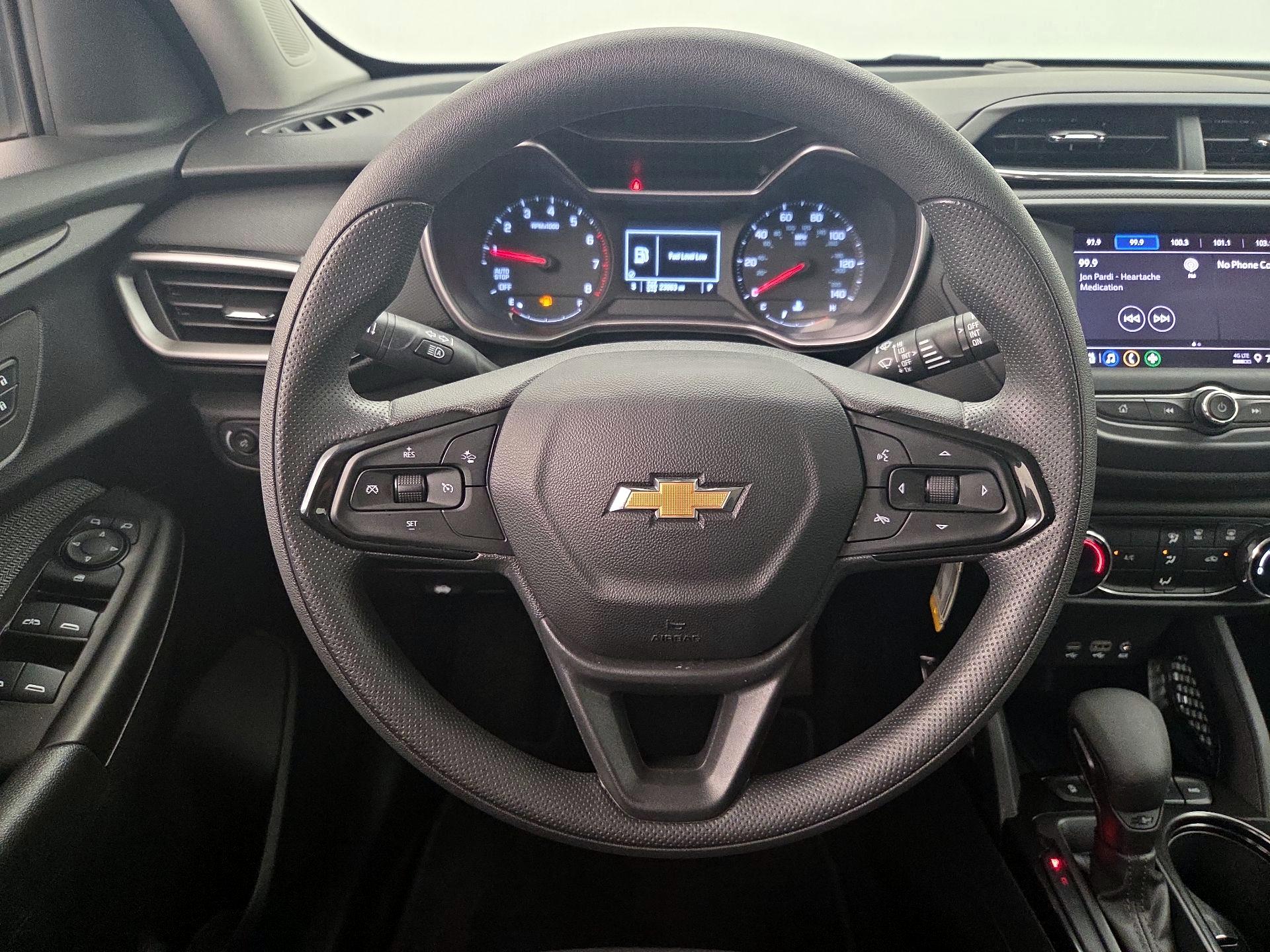 Thumbnail: 2023 Chevrolet TrailBlazer - 10