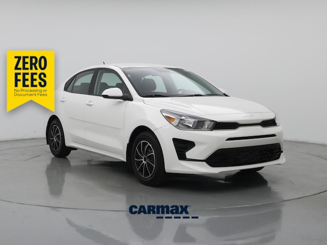 White 2022 Kia Rio Sedan Front-Wheel Drive Automatic