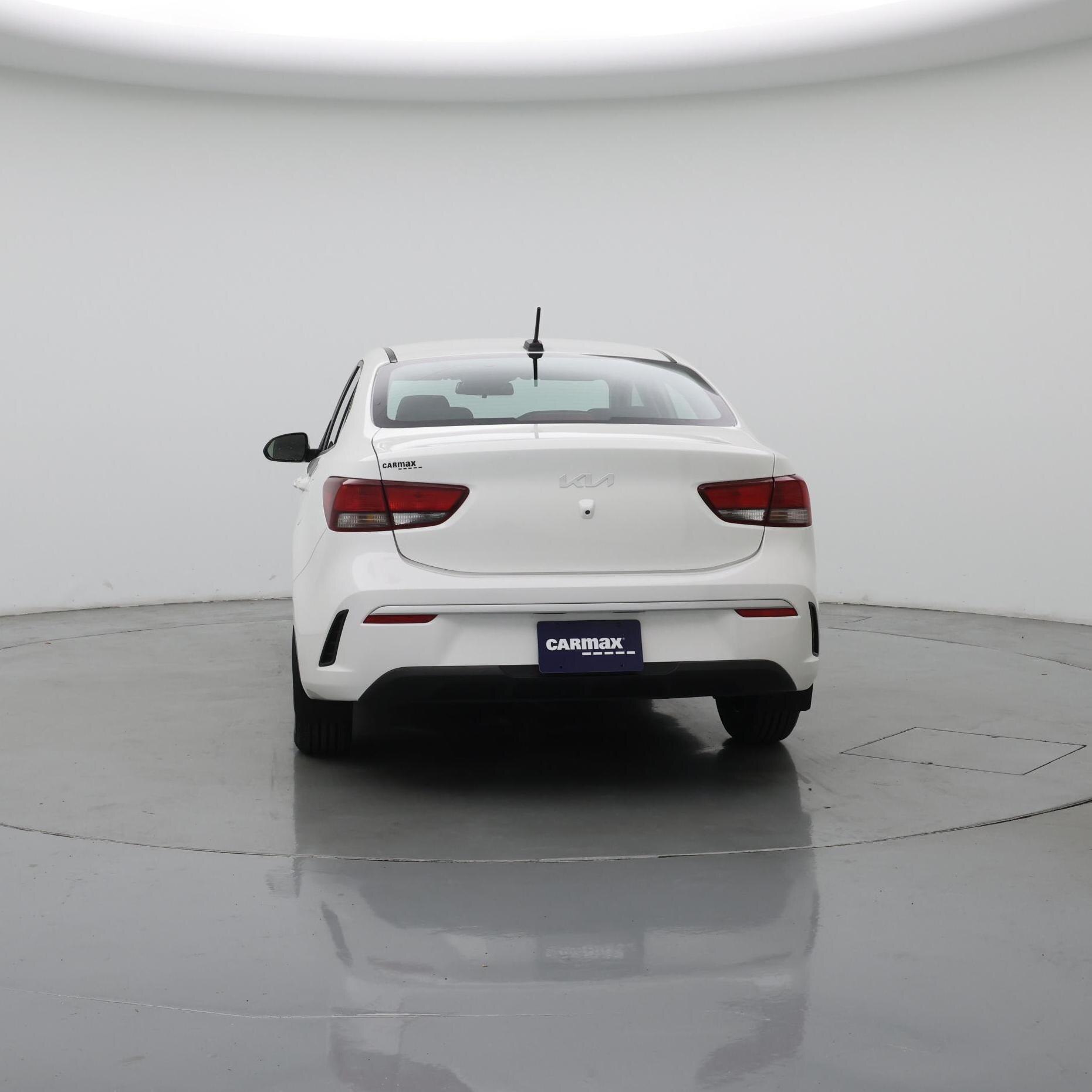 Thumbnail: 2022 Kia Rio - 6