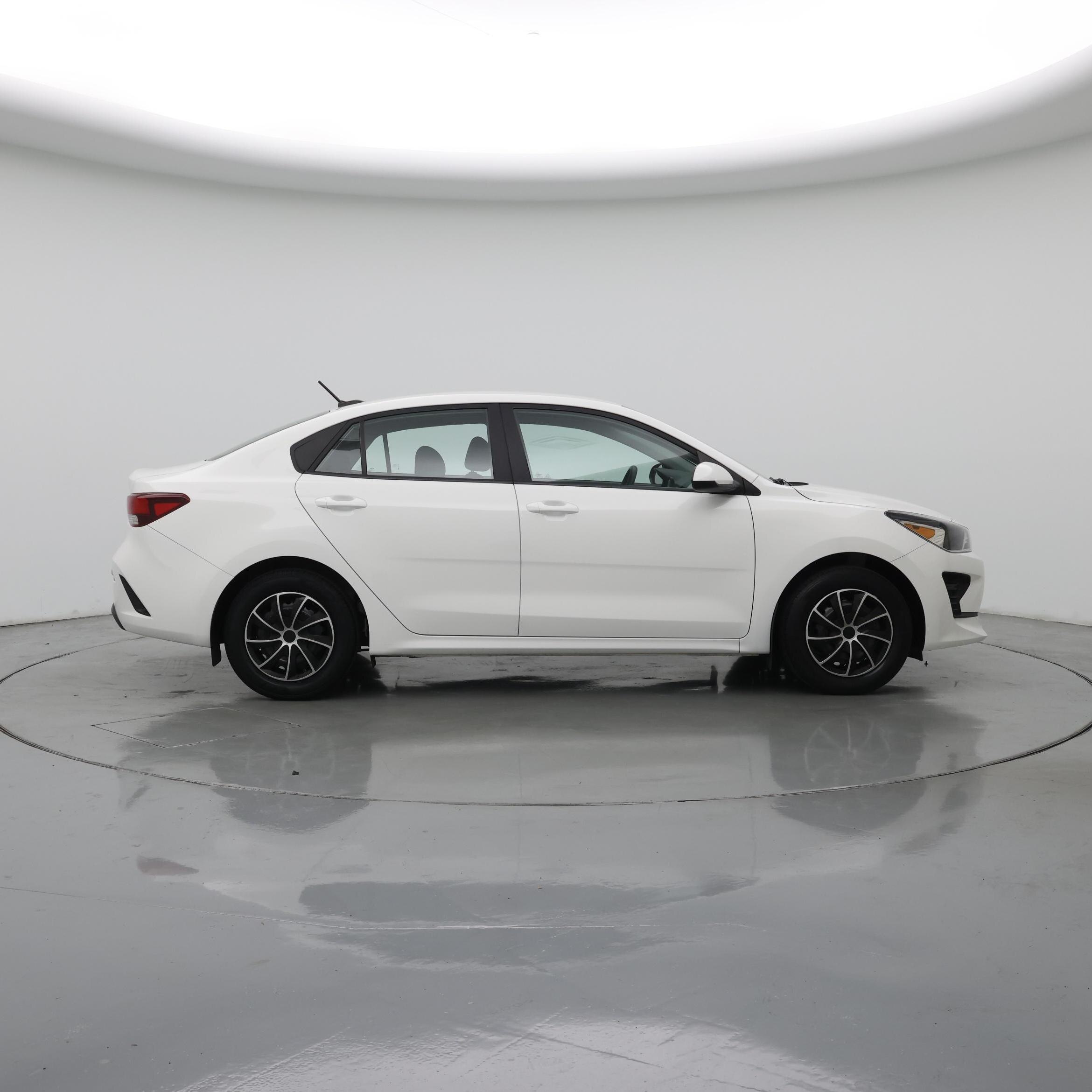 Thumbnail: 2022 Kia Rio - 7