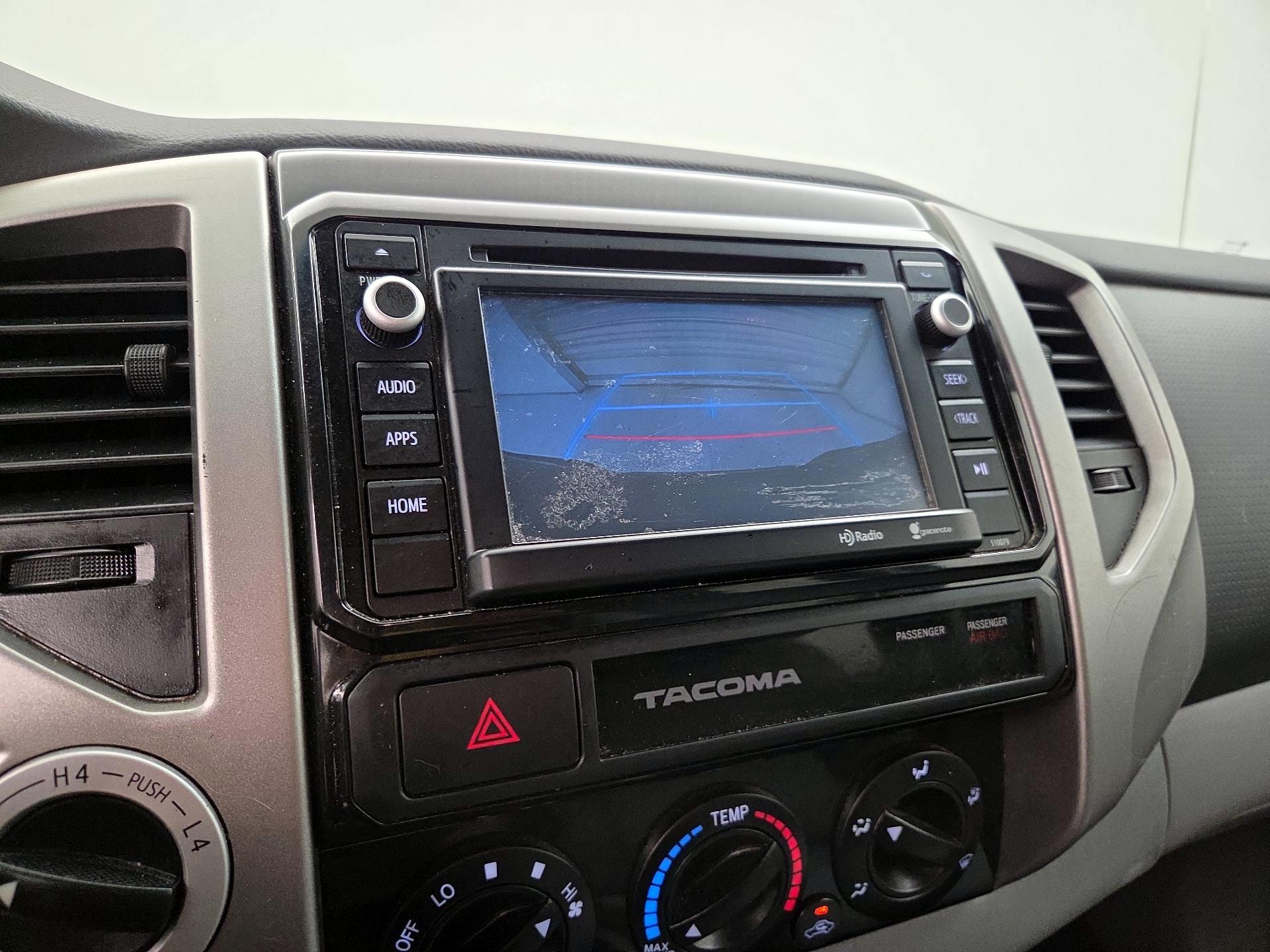 Thumbnail: 2015 Toyota Tacoma - 14