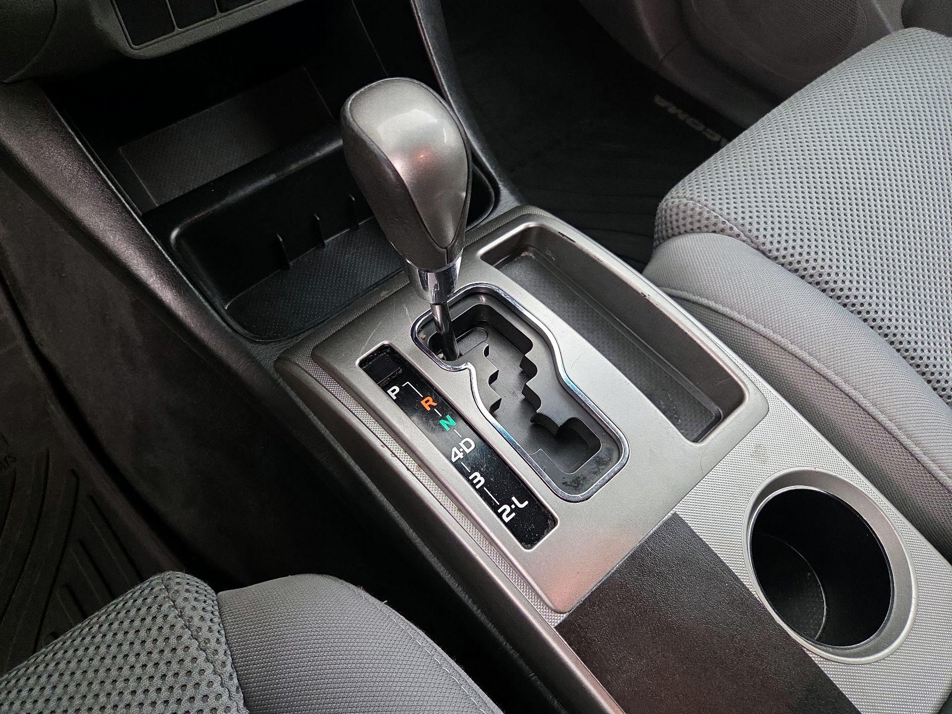 Thumbnail: 2015 Toyota Tacoma - 17