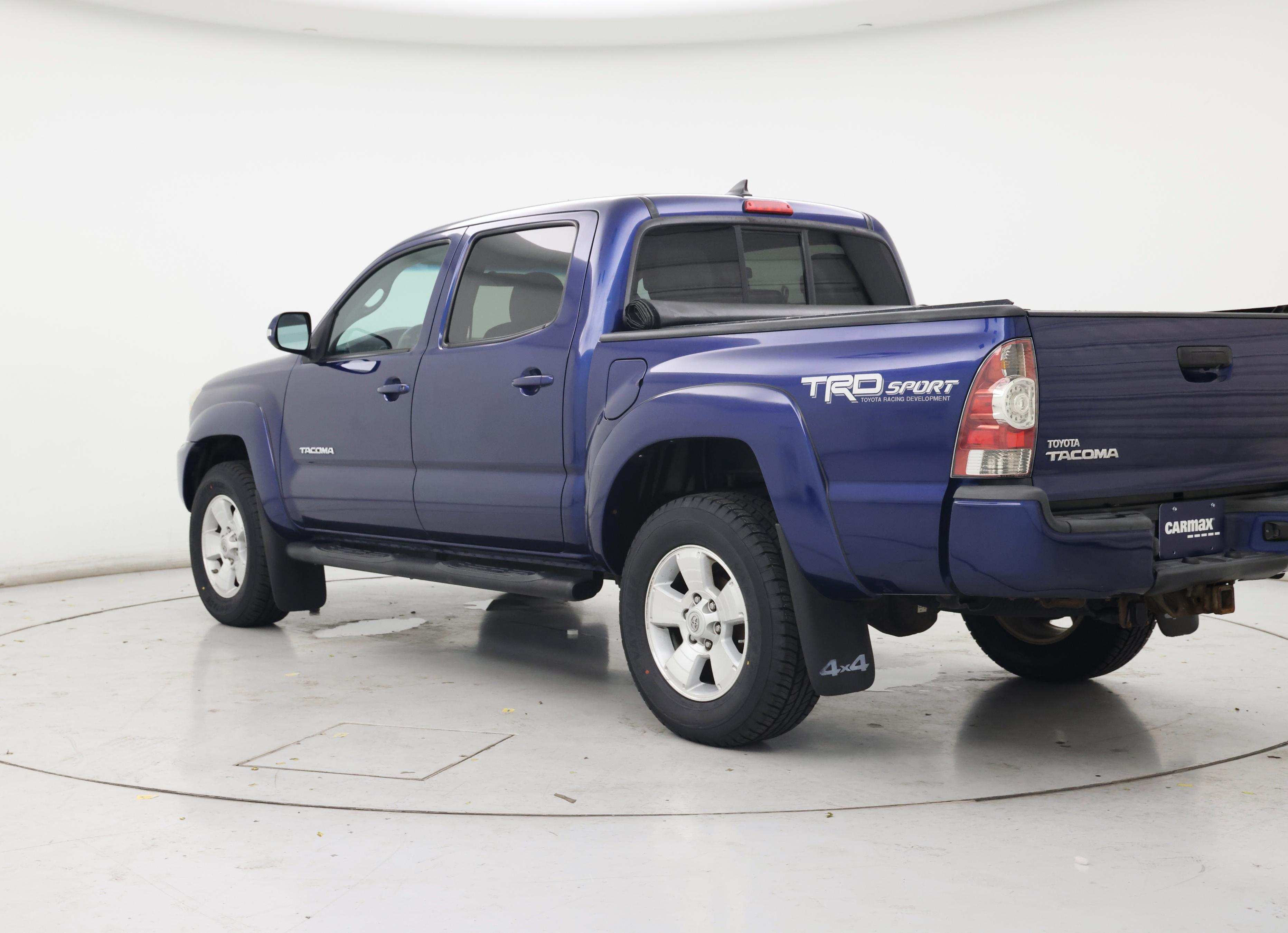 Thumbnail: 2015 Toyota Tacoma - 2