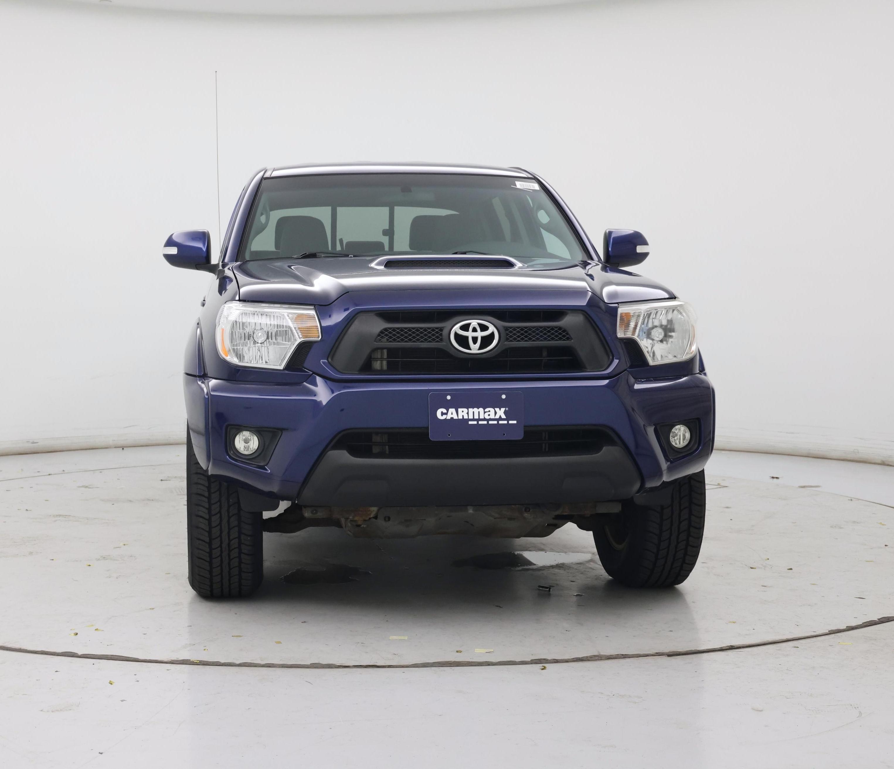 Thumbnail: 2015 Toyota Tacoma - 5