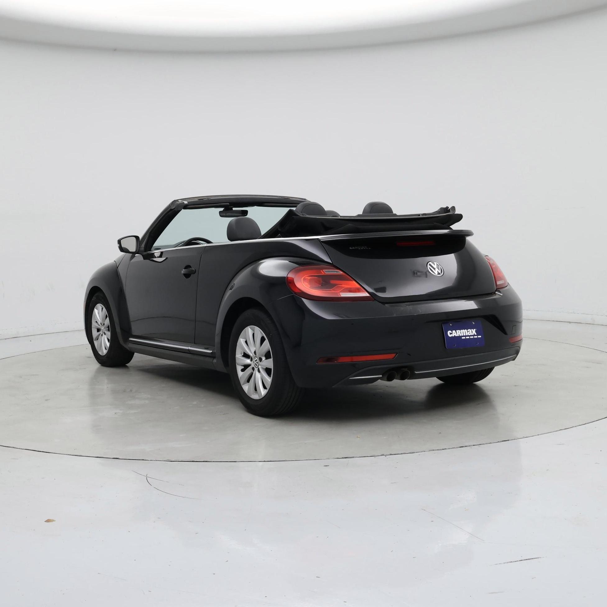 Thumbnail: 2017 Volkswagen Beetle - 2
