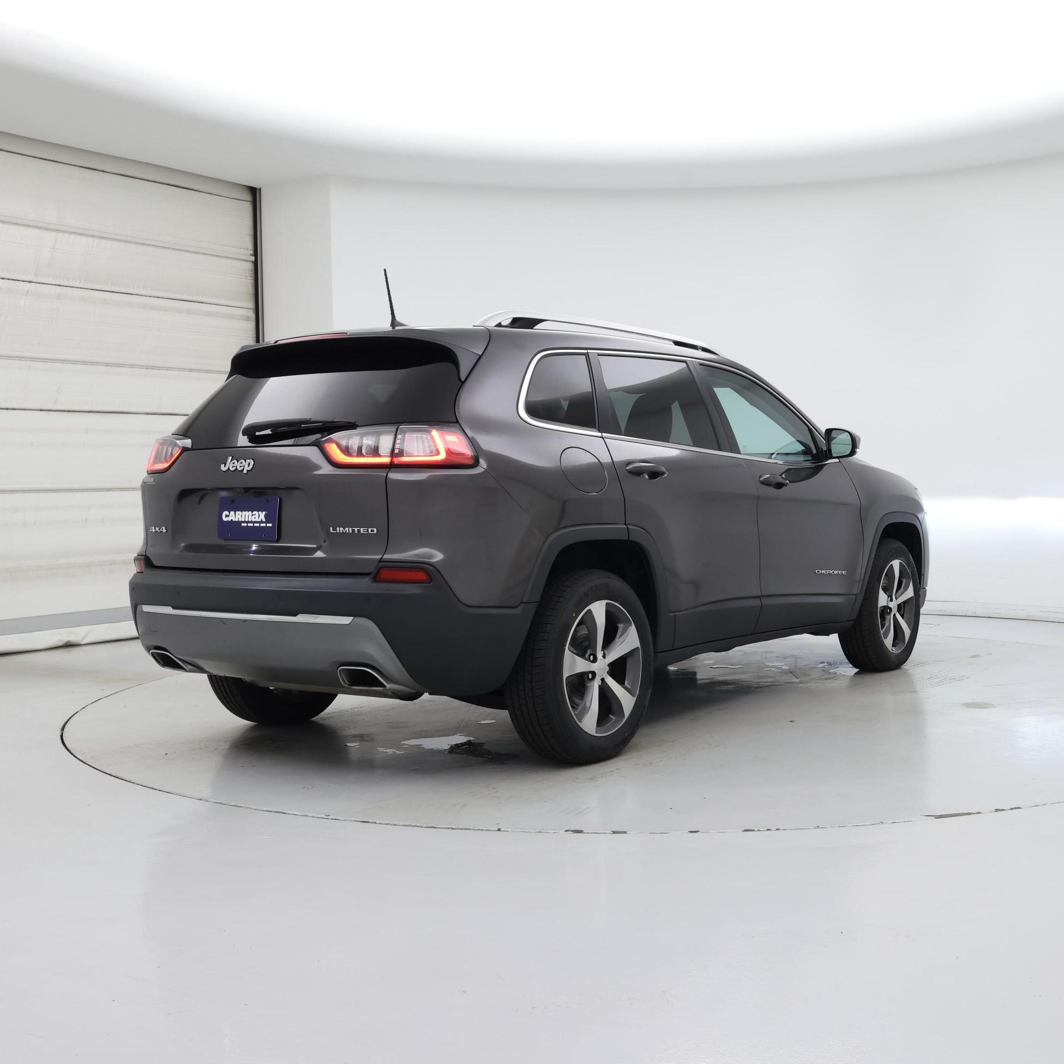 Thumbnail: 2020 Jeep Cherokee - 8