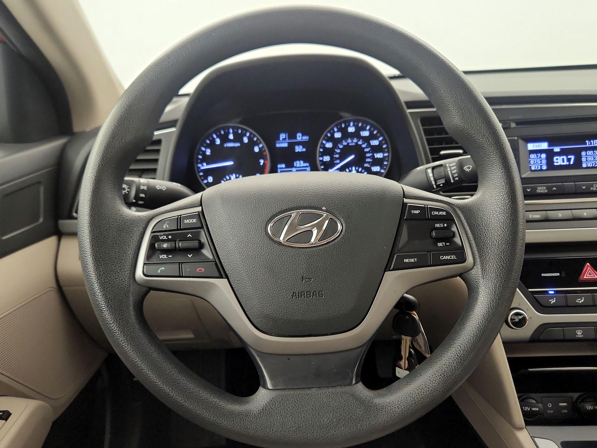 Thumbnail: 2017 Hyundai Elantra - 10