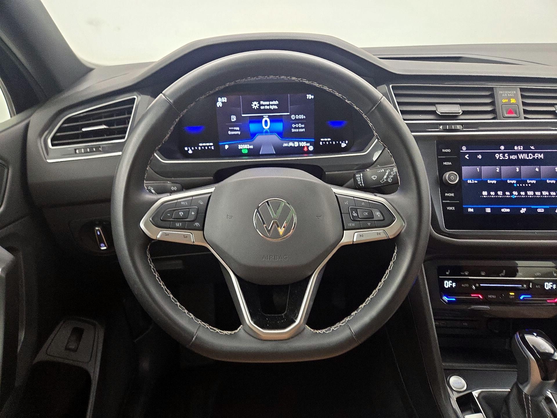 Thumbnail: 2024 Volkswagen Tiguan - 10