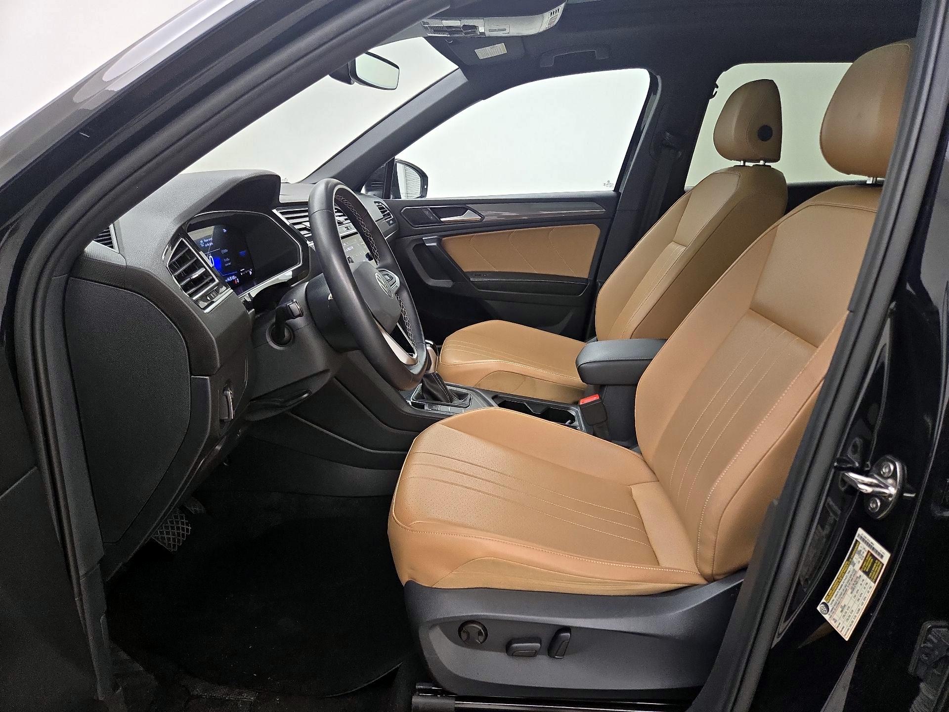 Thumbnail: 2024 Volkswagen Tiguan - 11