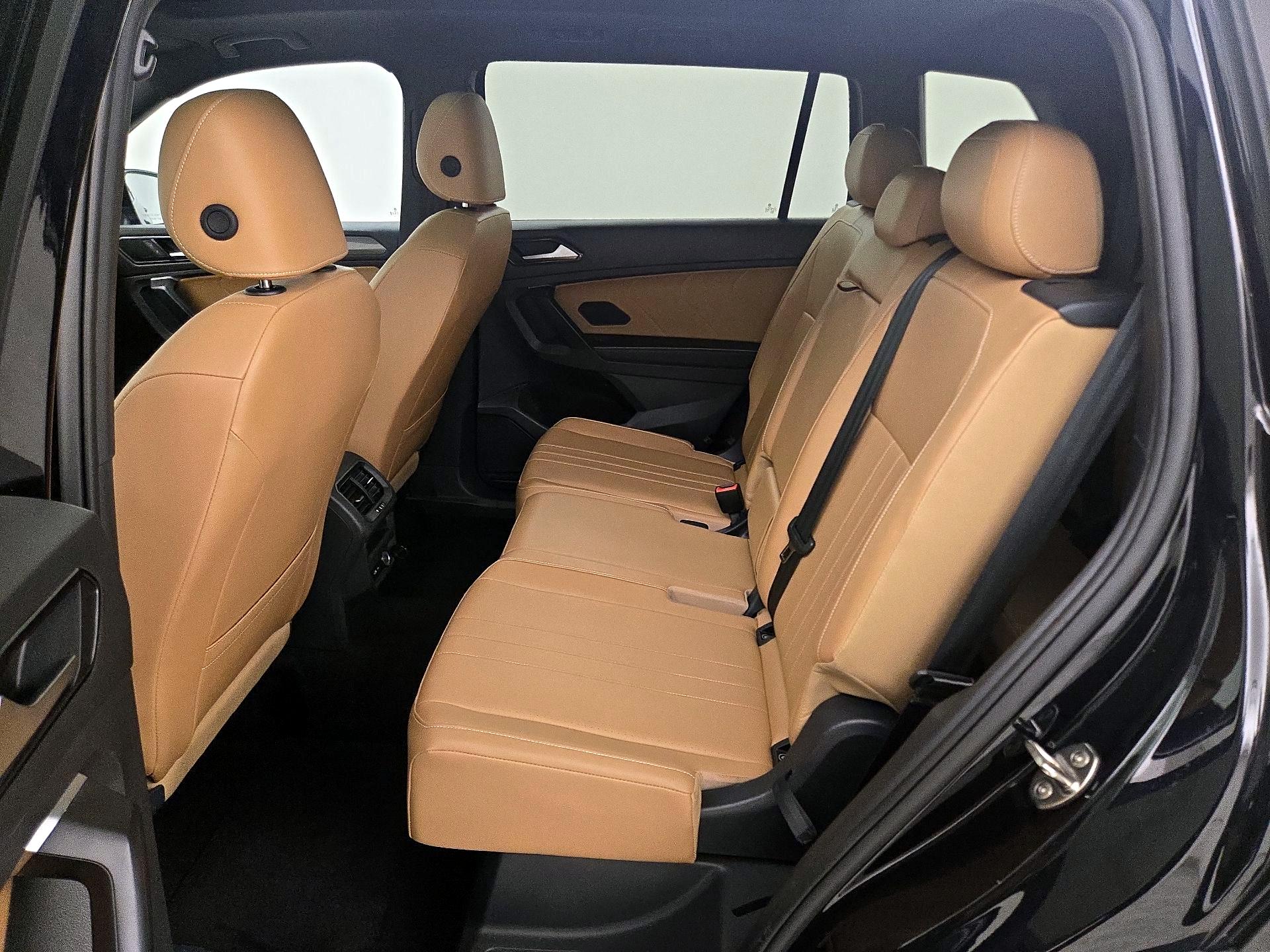 Thumbnail: 2024 Volkswagen Tiguan - 20